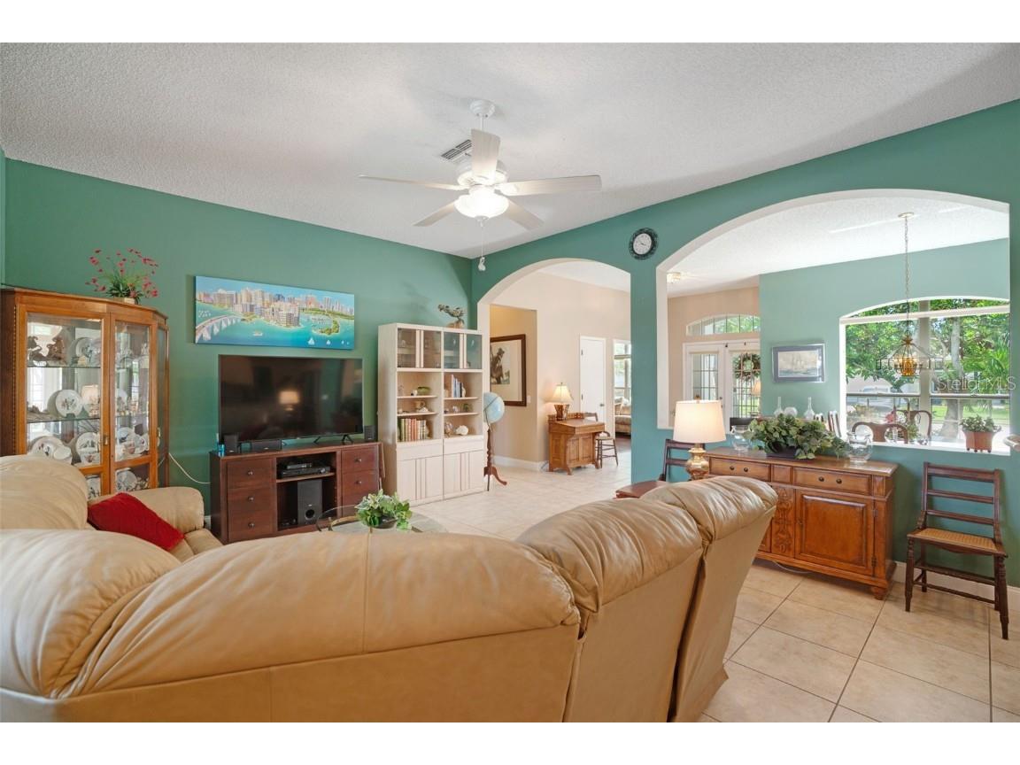 111 41st Street NE Bradenton FL 34208 A4674987 image10