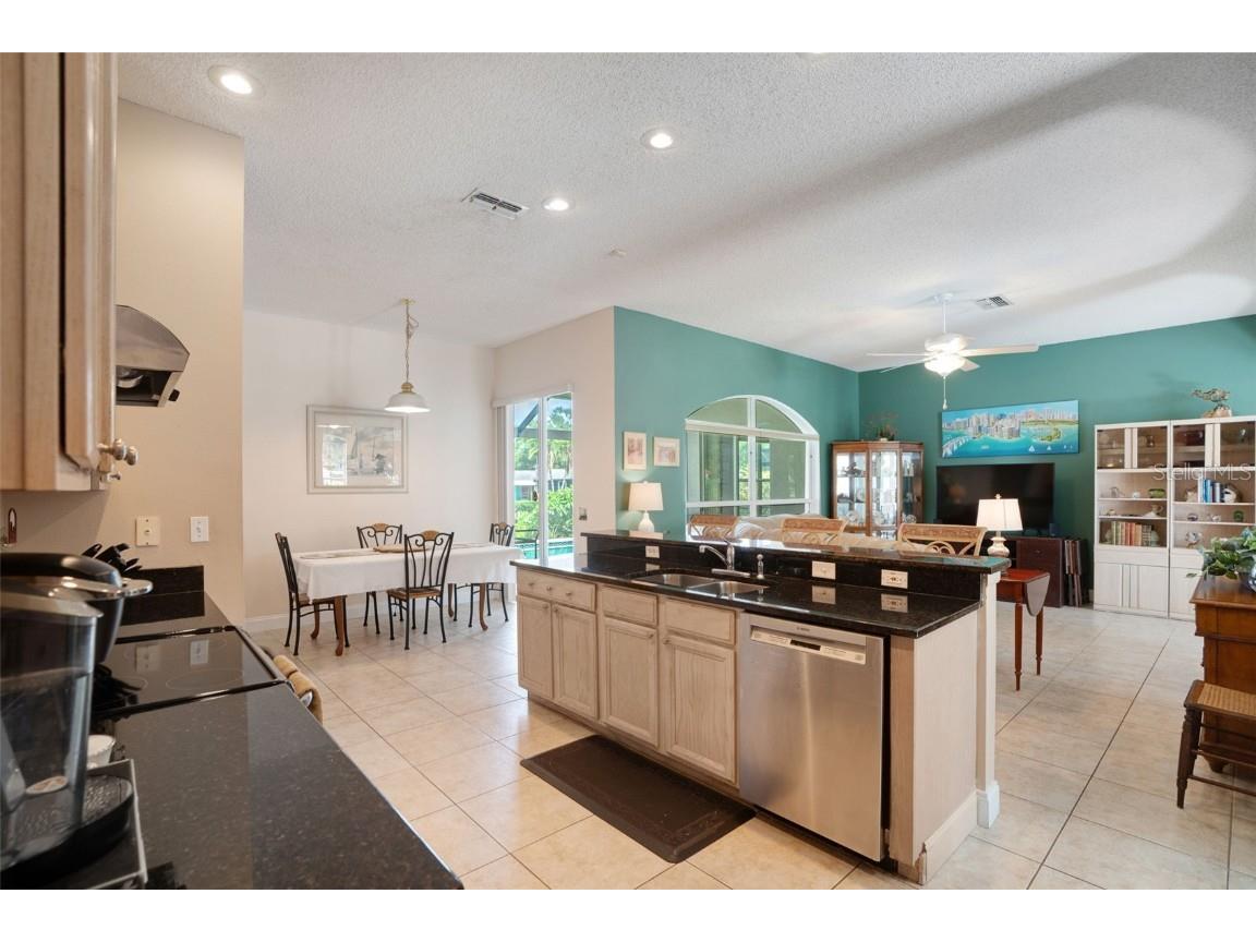 111 41st Street NE Bradenton FL 34208 A4674987 image17