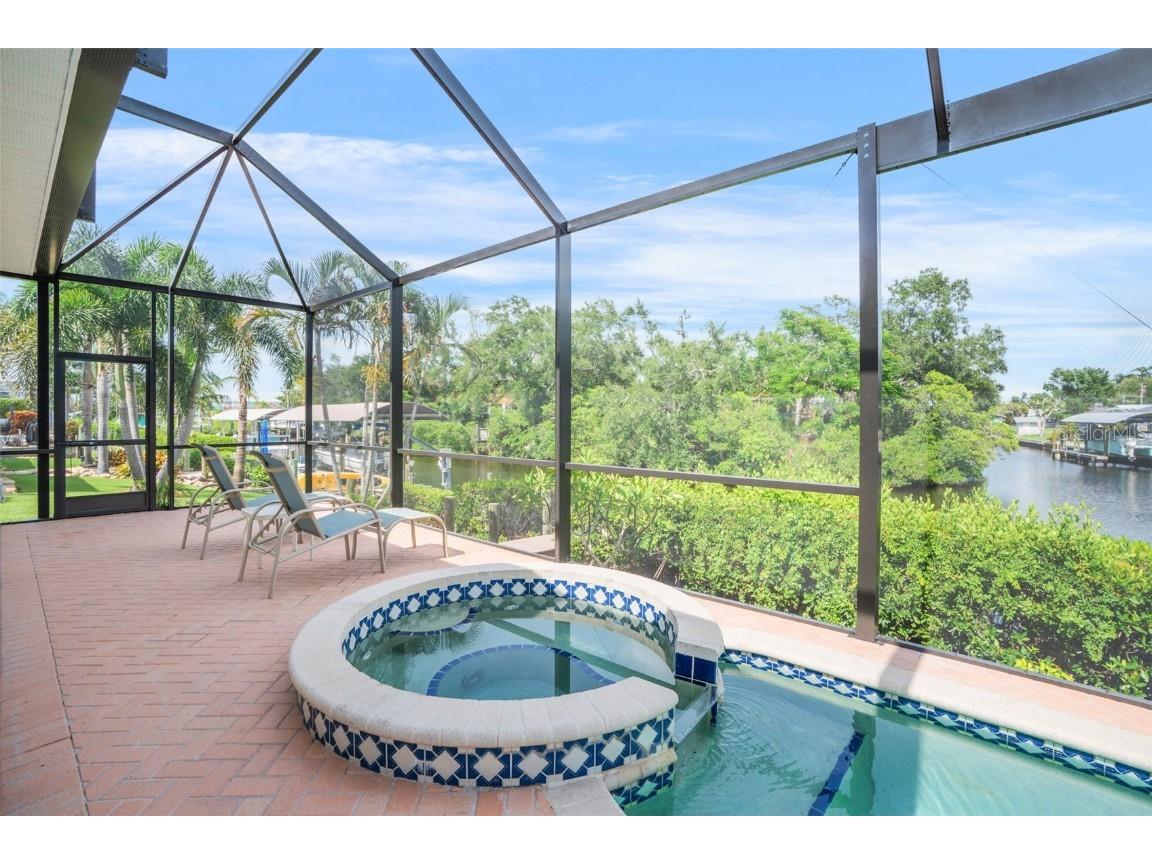 111 41st Street NE Bradenton FL 34208 A4674987 image32