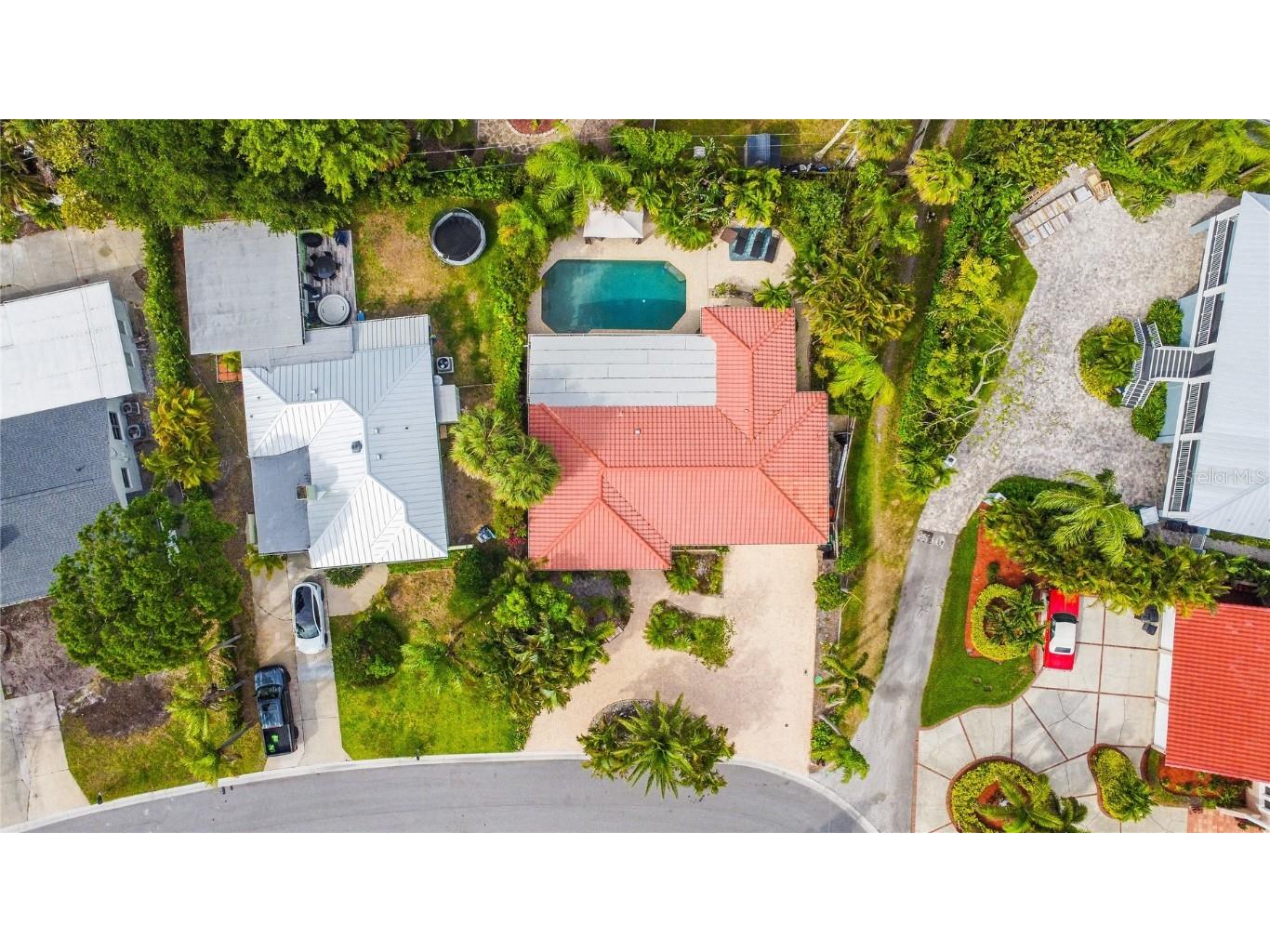 111 4th Street Belleair Beach FL 33786 T3435177 image1