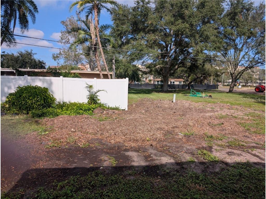 111 58th Avenue S Saint Petersburg FL 33705 - TAMPA BAY TB8456611 image8