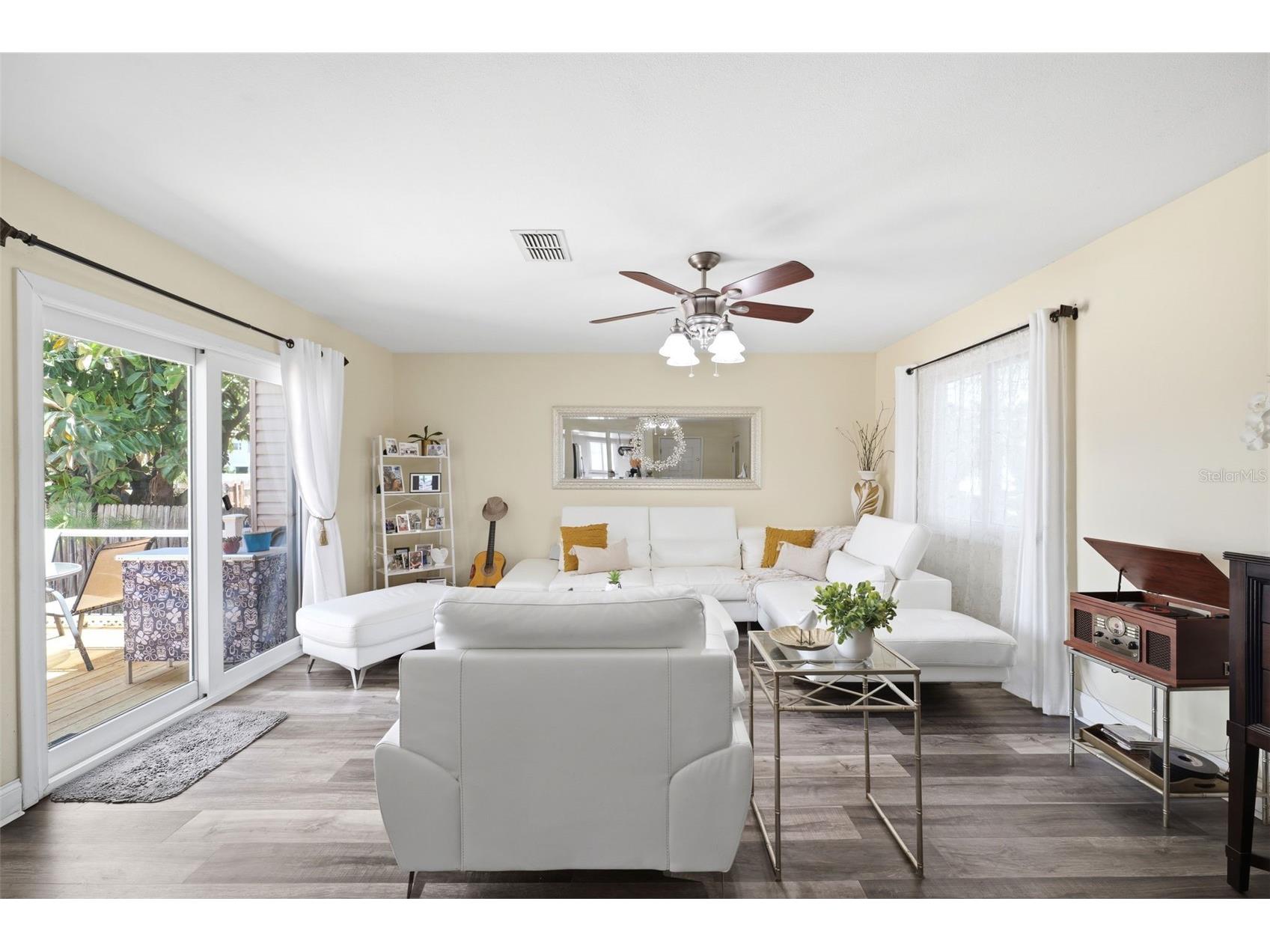 111 69th Avenue N Saint Petersburg FL 33702 TB8510378 image12