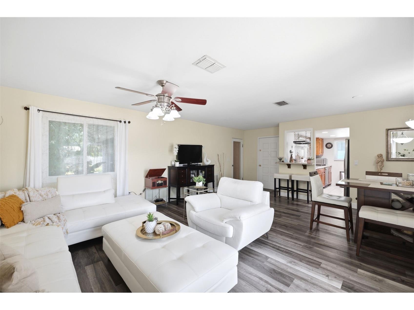 111 69th Avenue N Saint Petersburg FL 33702 TB8510378 image13