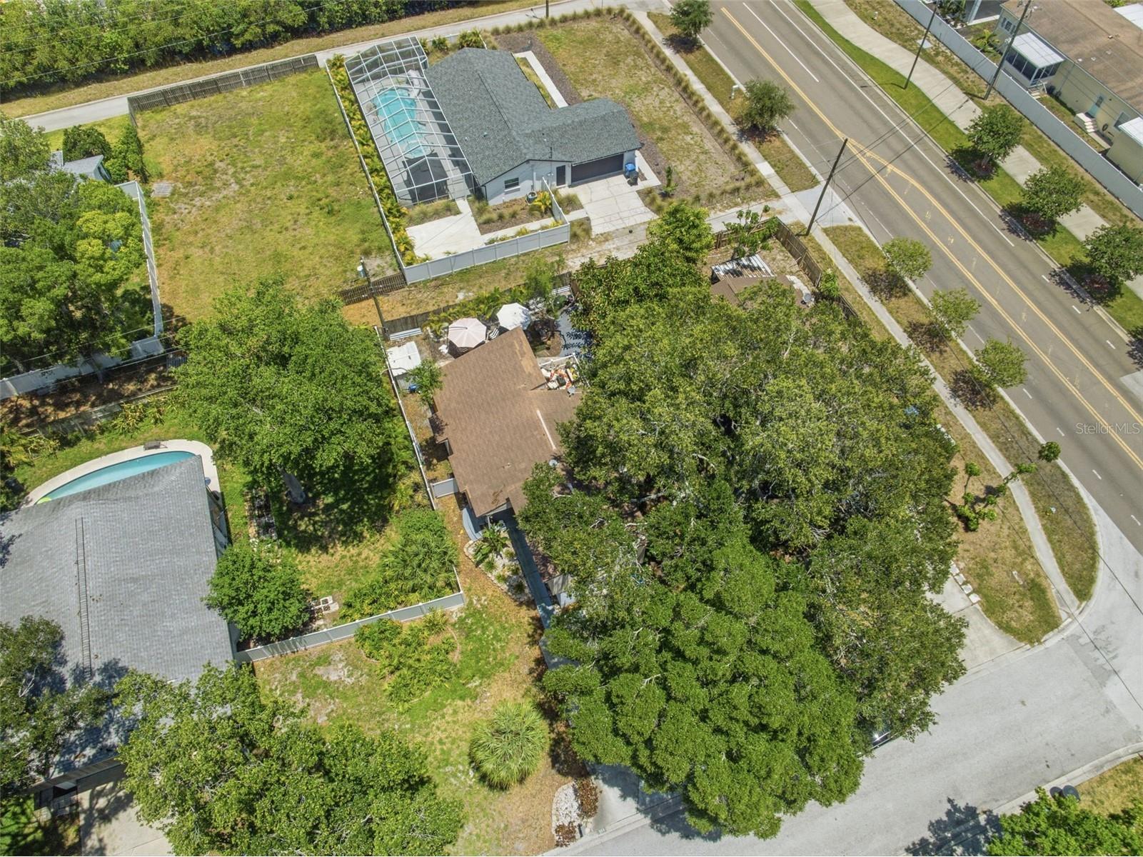 111 69th Avenue N Saint Petersburg FL 33702 TB8510378 image47