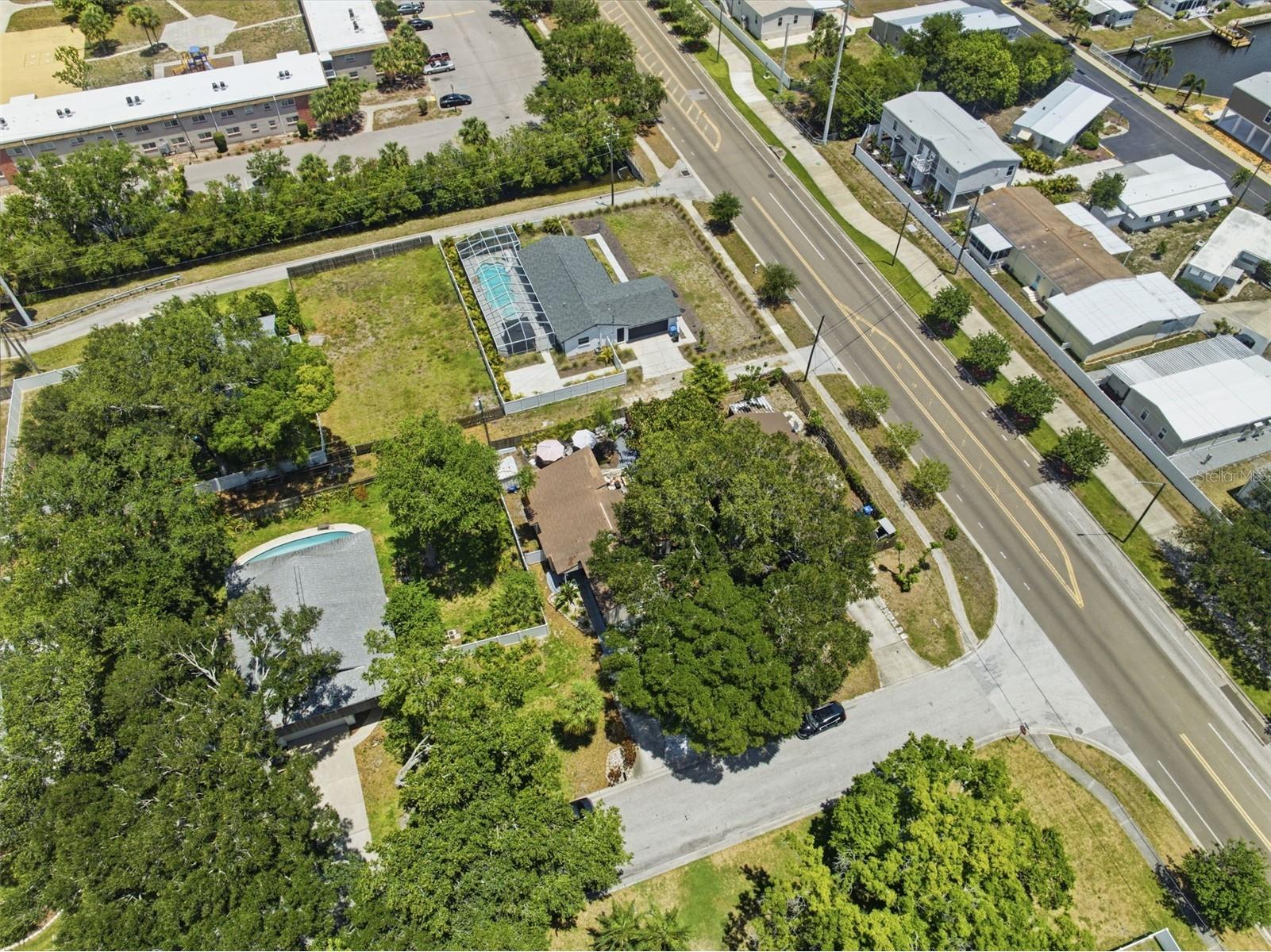 111 69th Avenue N Saint Petersburg FL 33702 TB8510378 image49