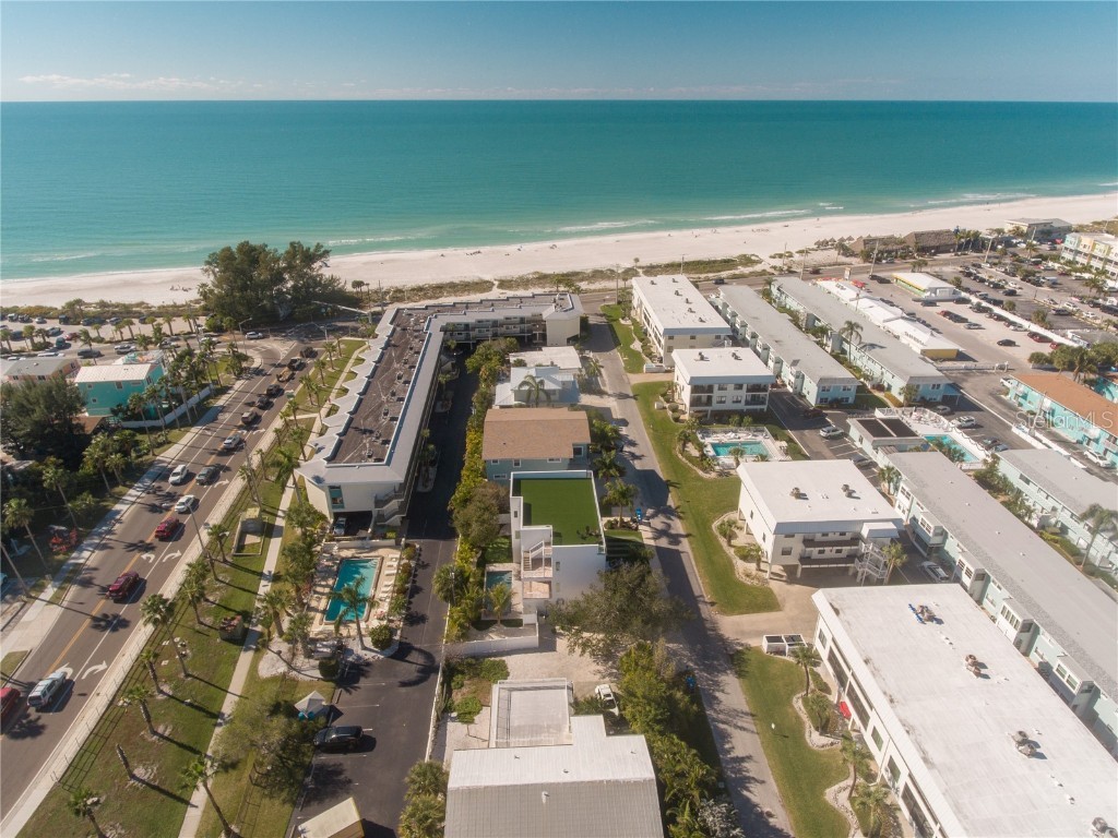 111 6th Street N Bradenton Beach FL 34217 A4655871 image48