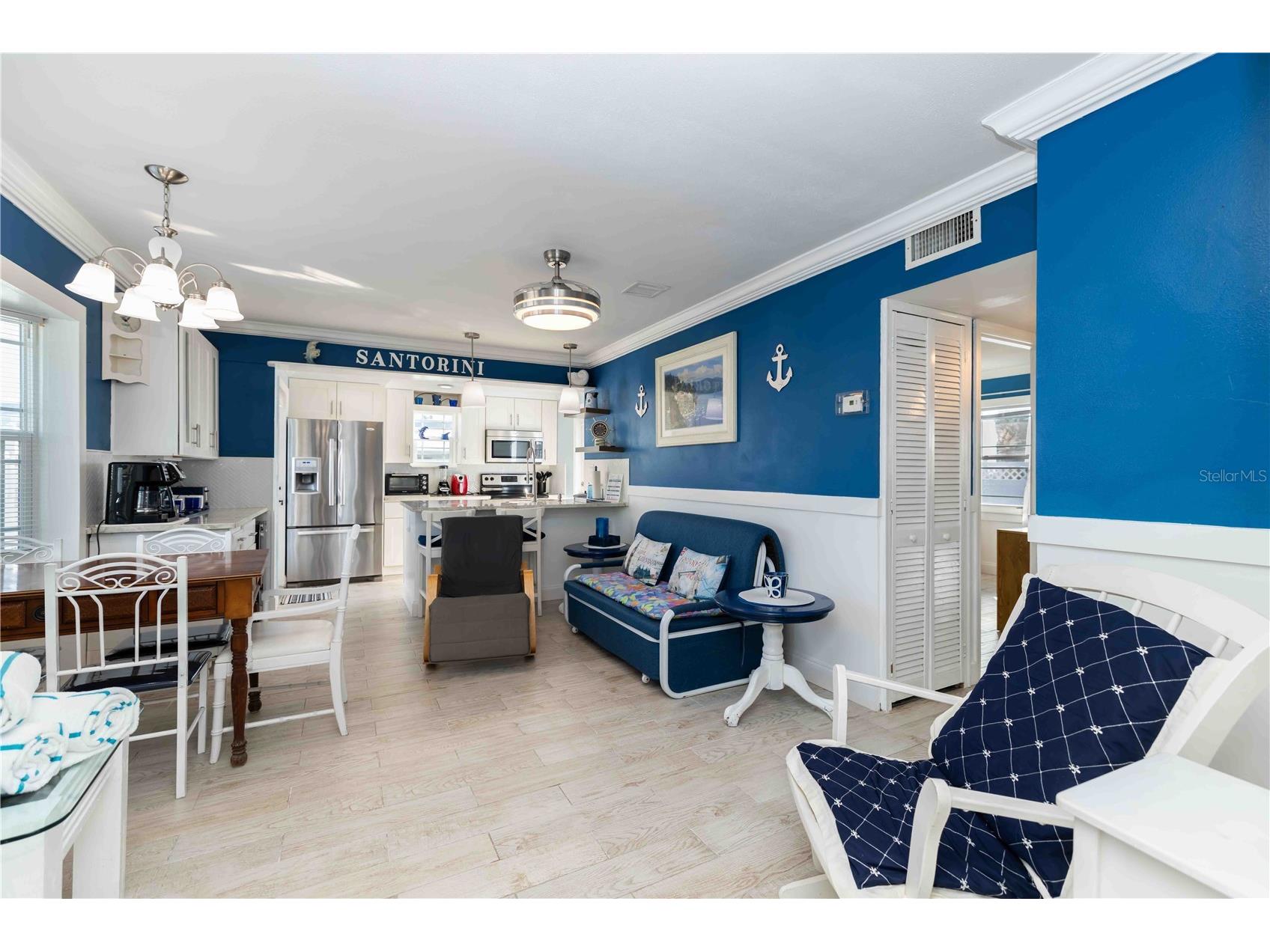111 9th Street N Bradenton Beach FL 34217 A4682317 image4
