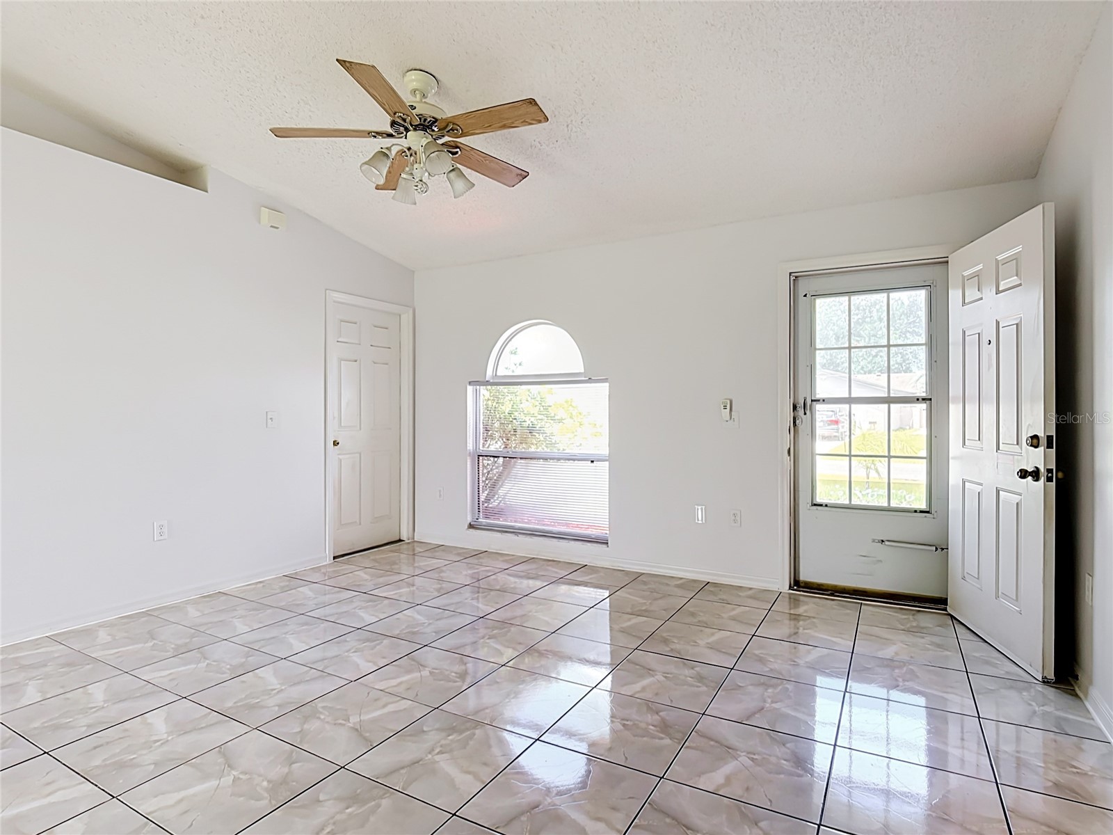 111 Bianca Court Kissimmee FL 34758 S5153254 image5