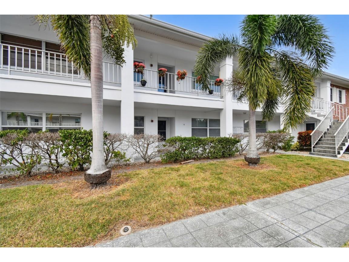 111 Brandywine Drive #111 Largo FL 33771 TB8320144 image1