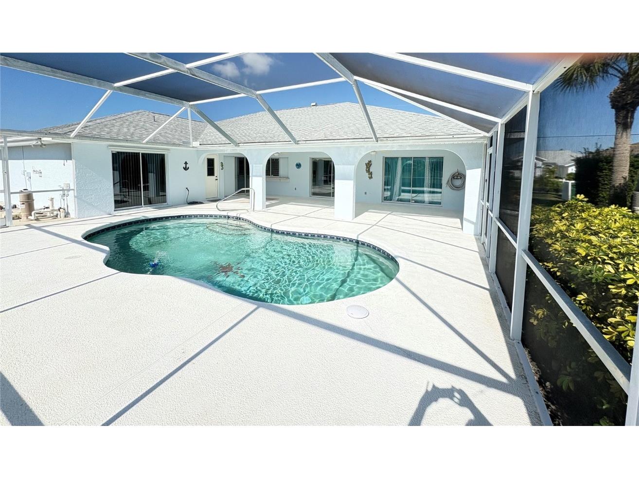 111 Bunker Road Rotonda West FL 33947 - PEBBLE BEACH CREEK TB8458611 image3