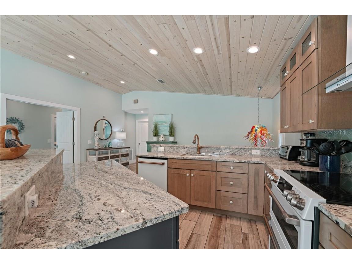 111 Cedar Avenue Anna Maria FL 34216 A4669701 image23