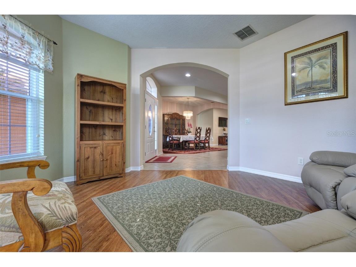 111 Cinnamon Oak Drive Deland FL 32724 V4945961 image5