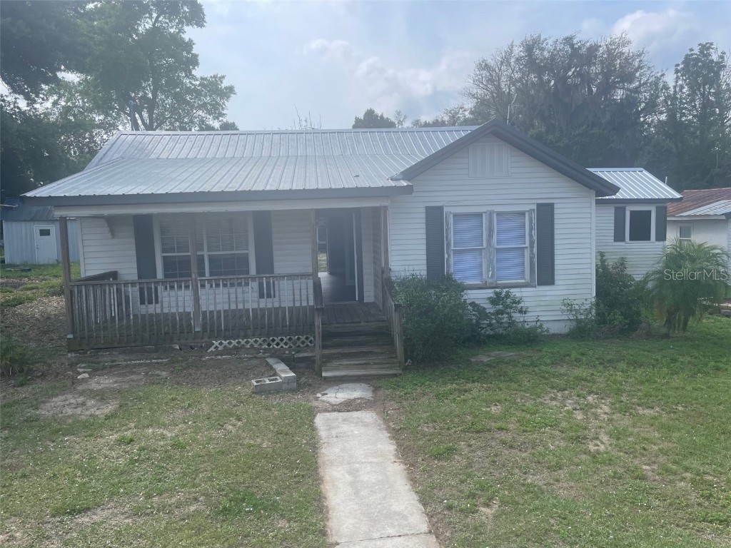 111 D Street W Frostproof FL 33843 U8229426 image1