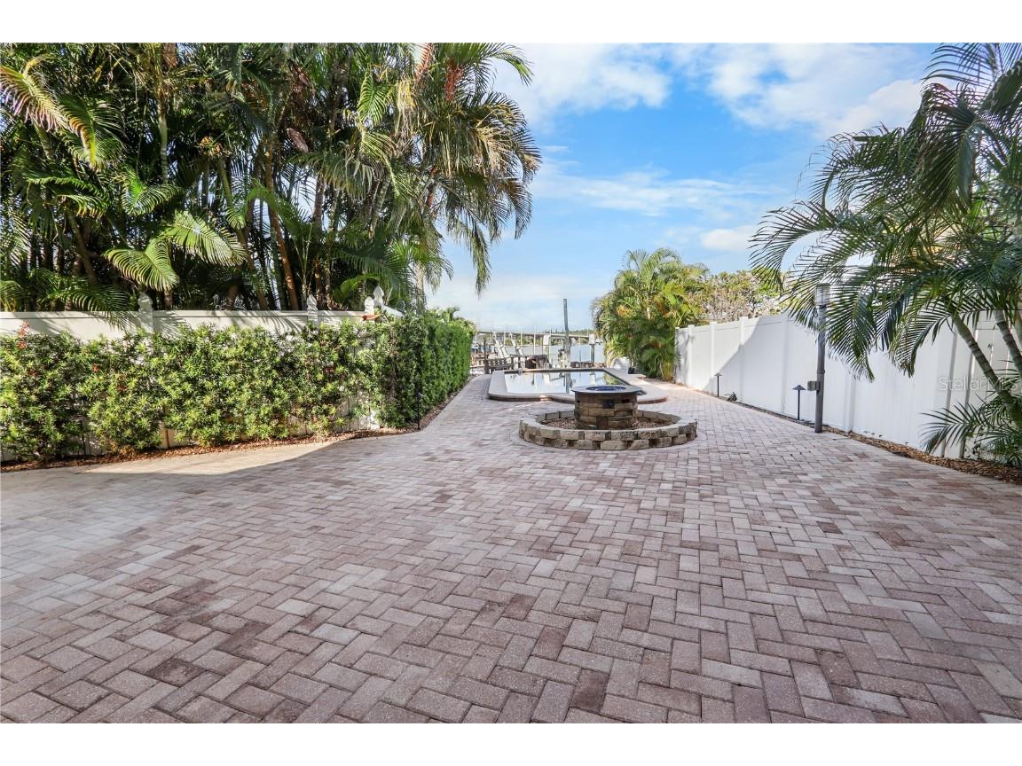 111 Driftwood Lane Largo FL 33770 - CLEARWATER CHANNEL TB8427303 image25