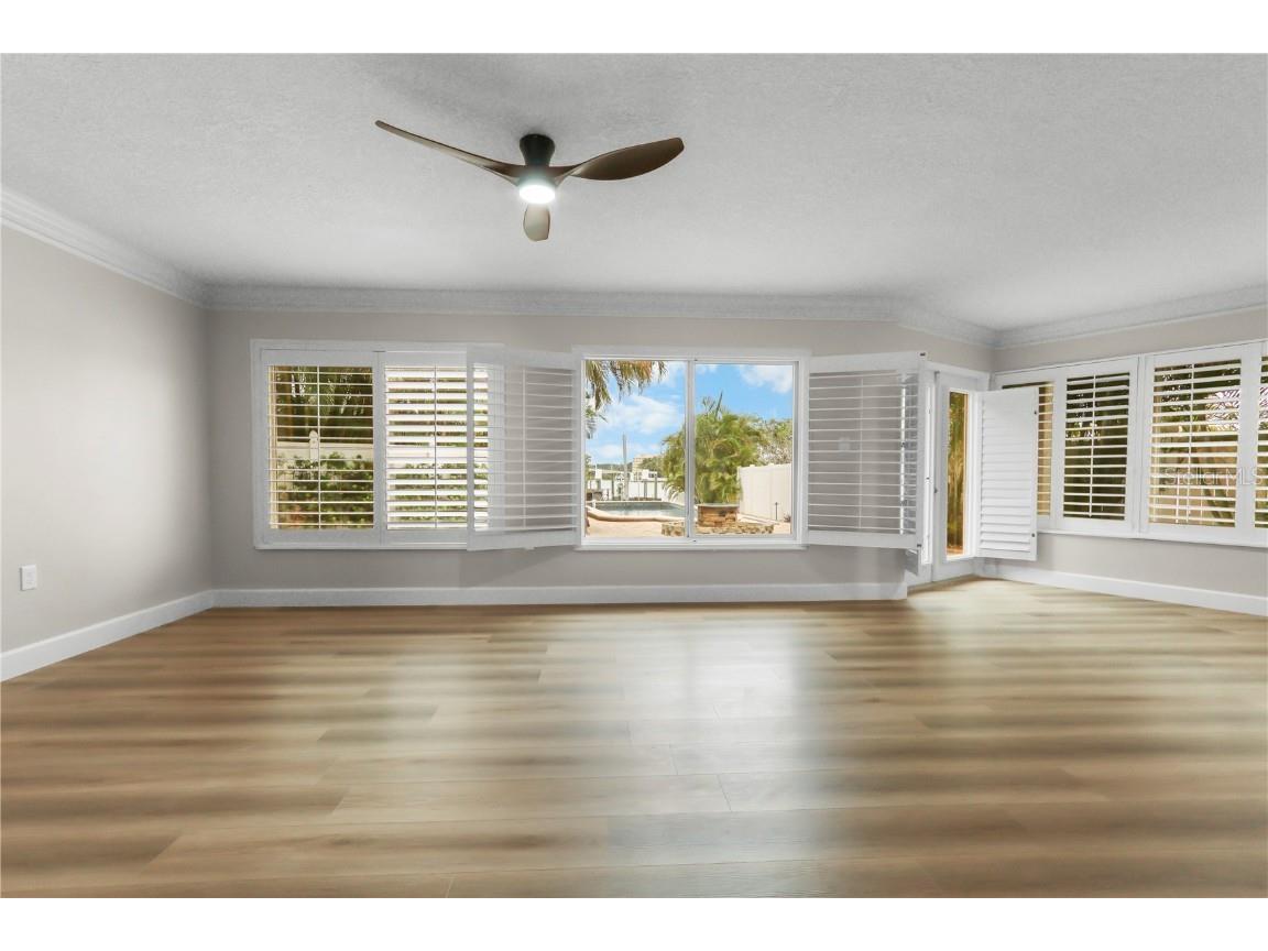 111 Driftwood Lane Largo FL 33770 - CLEARWATER CHANNEL TB8427303 image3