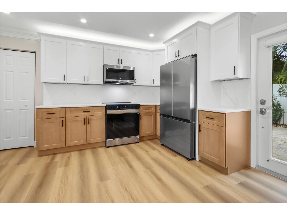 111 Driftwood Lane Largo FL 33770 - CLEARWATER CHANNEL TB8427303 image7