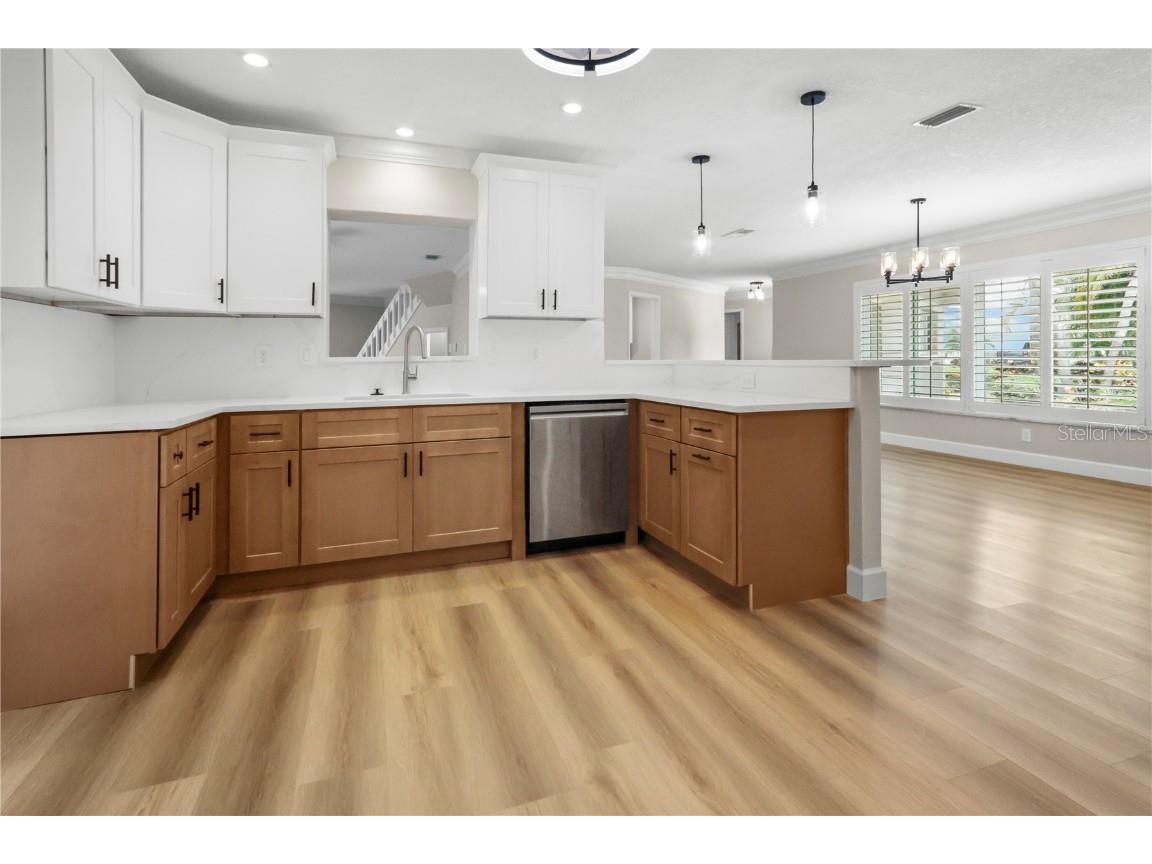 111 Driftwood Lane Largo FL 33770 - CLEARWATER CHANNEL TB8427303 image8