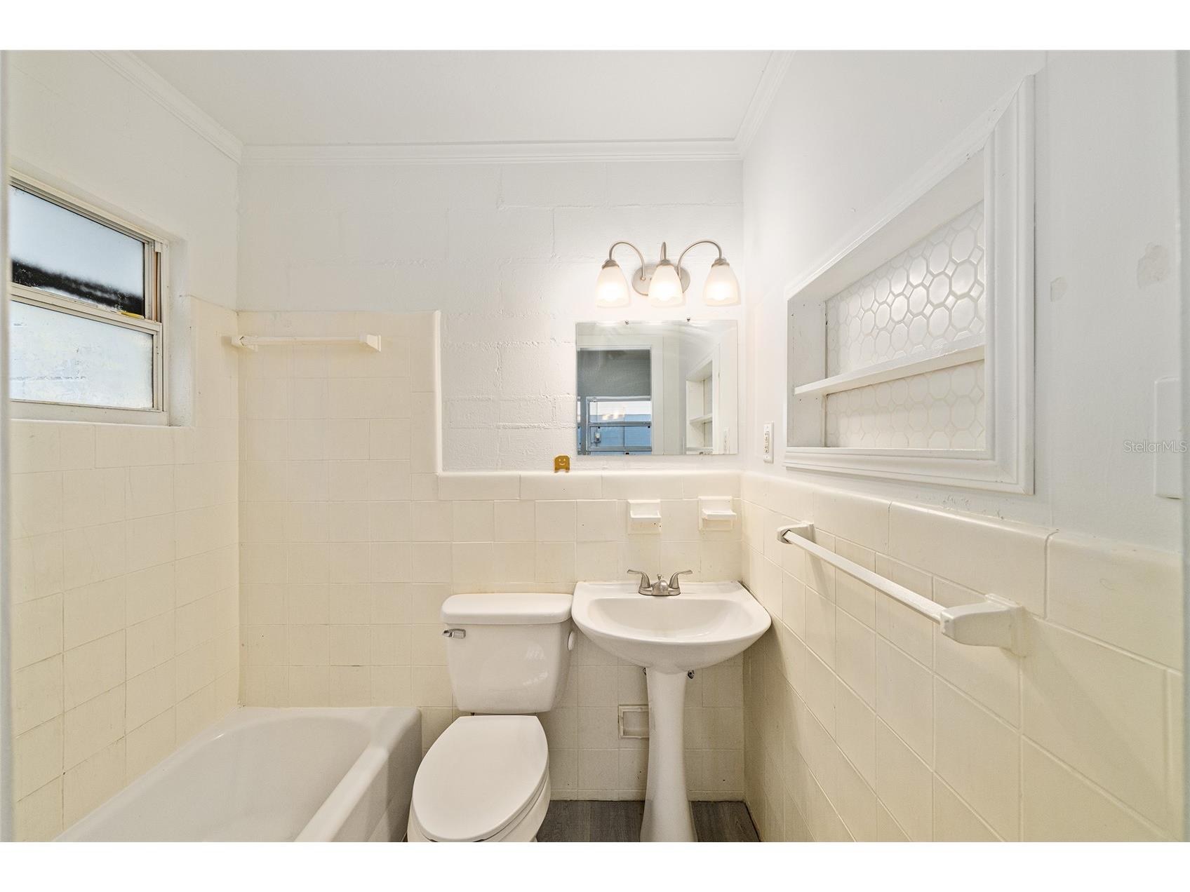 111 E Charlotte Avenue Eustis FL 32726 - LAKE EUSTIS G5109380 image20
