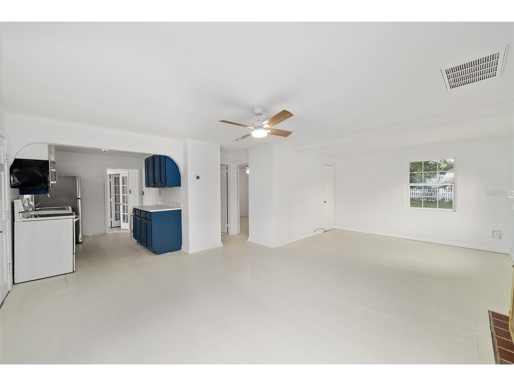 111 E Charlotte Avenue Eustis FL 32726 - LAKE EUSTIS G5109380 image8