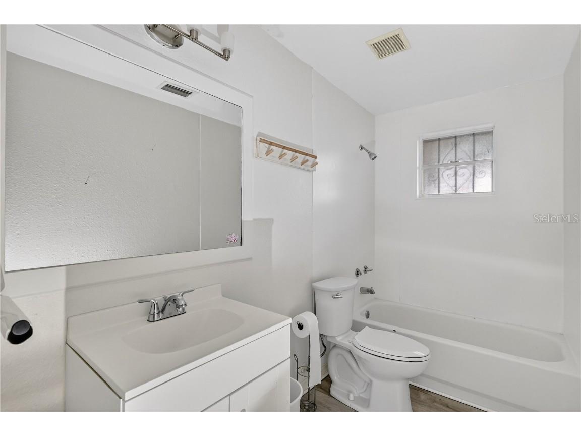 111 E Lady Lake Boulevard Lady Lake FL 32159 G5105030 image14