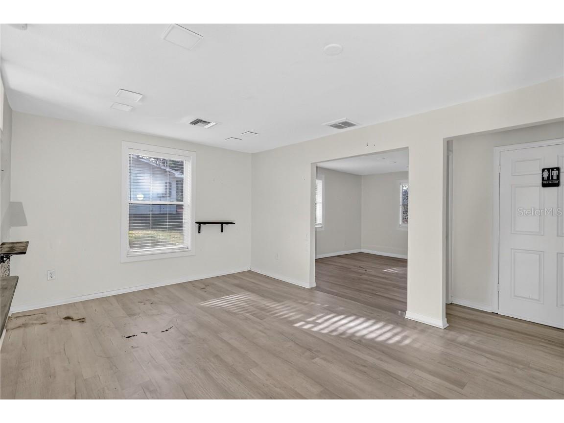 111 E Lady Lake Boulevard Lady Lake FL 32159 G5105030 image8