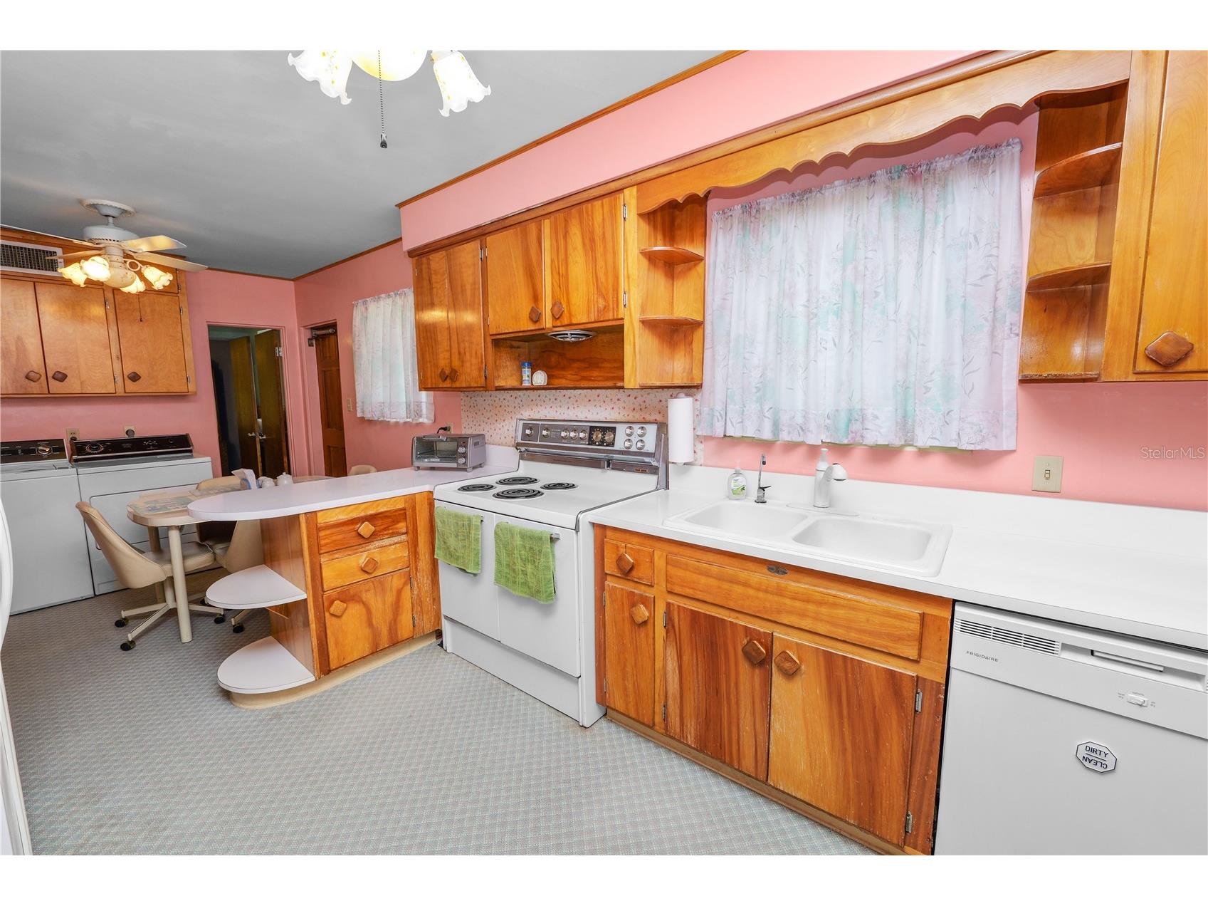 111 E Orange Street Davenport FL 33837 L4953381 image12