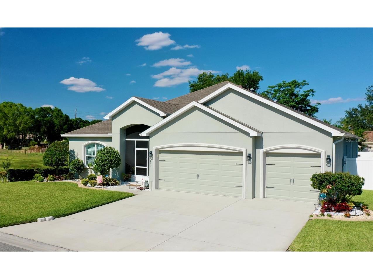 111 Eloise Oaks Drive Winter Haven FL 33884 S5084719 image1