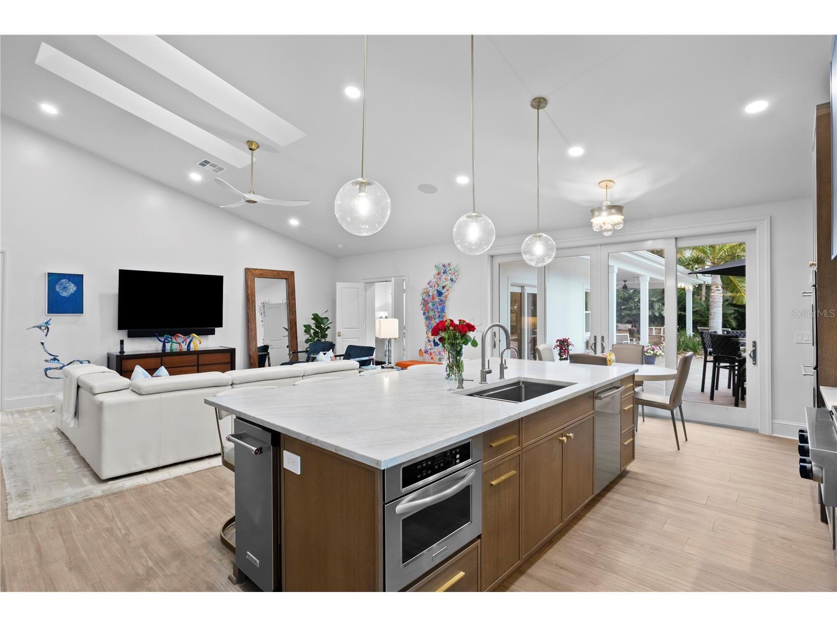 111 Estado Way NE Saint Petersburg FL 33704 TB8490181 image11