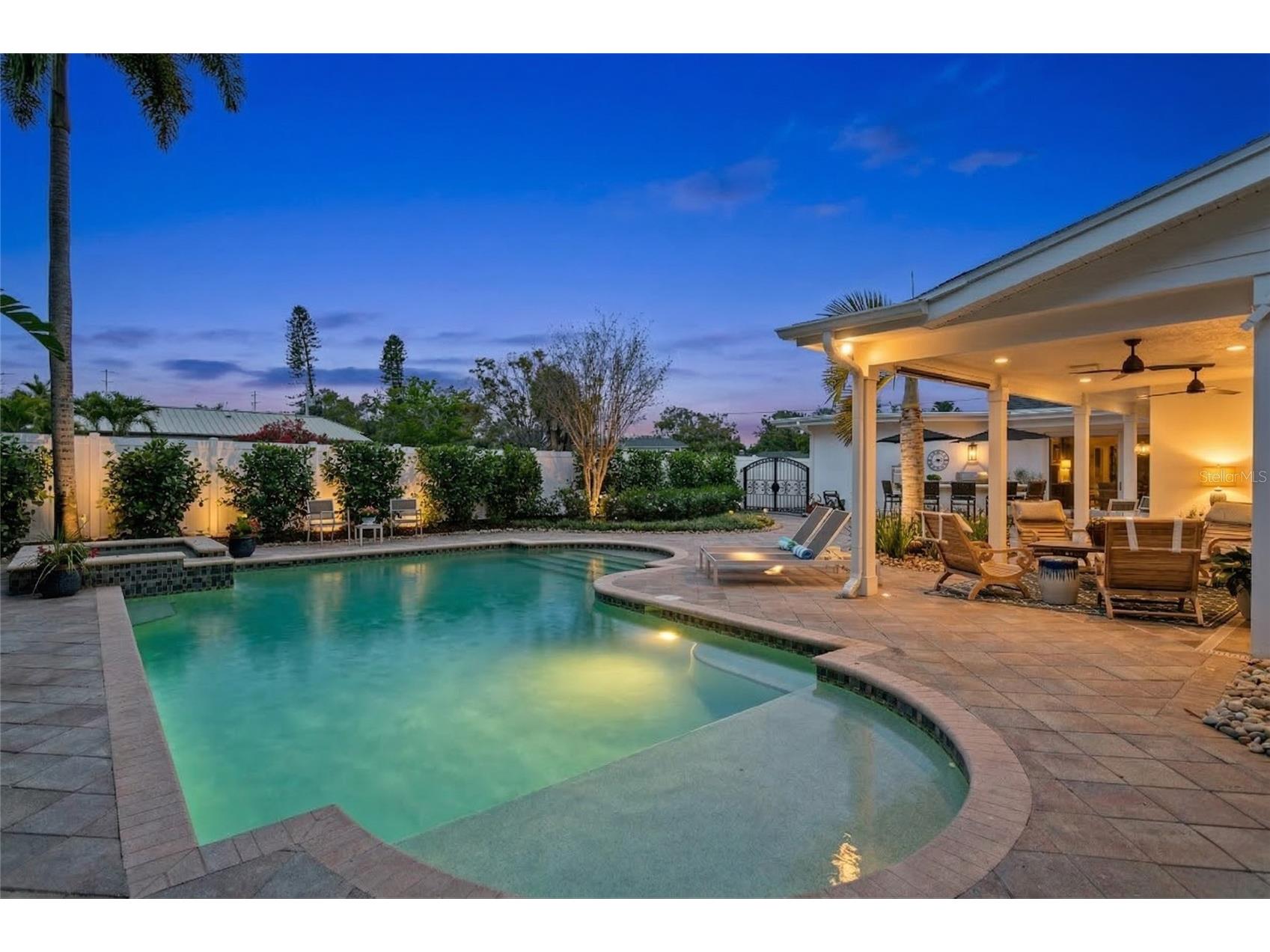 111 Estado Way NE Saint Petersburg FL 33704 TB8490181 image25
