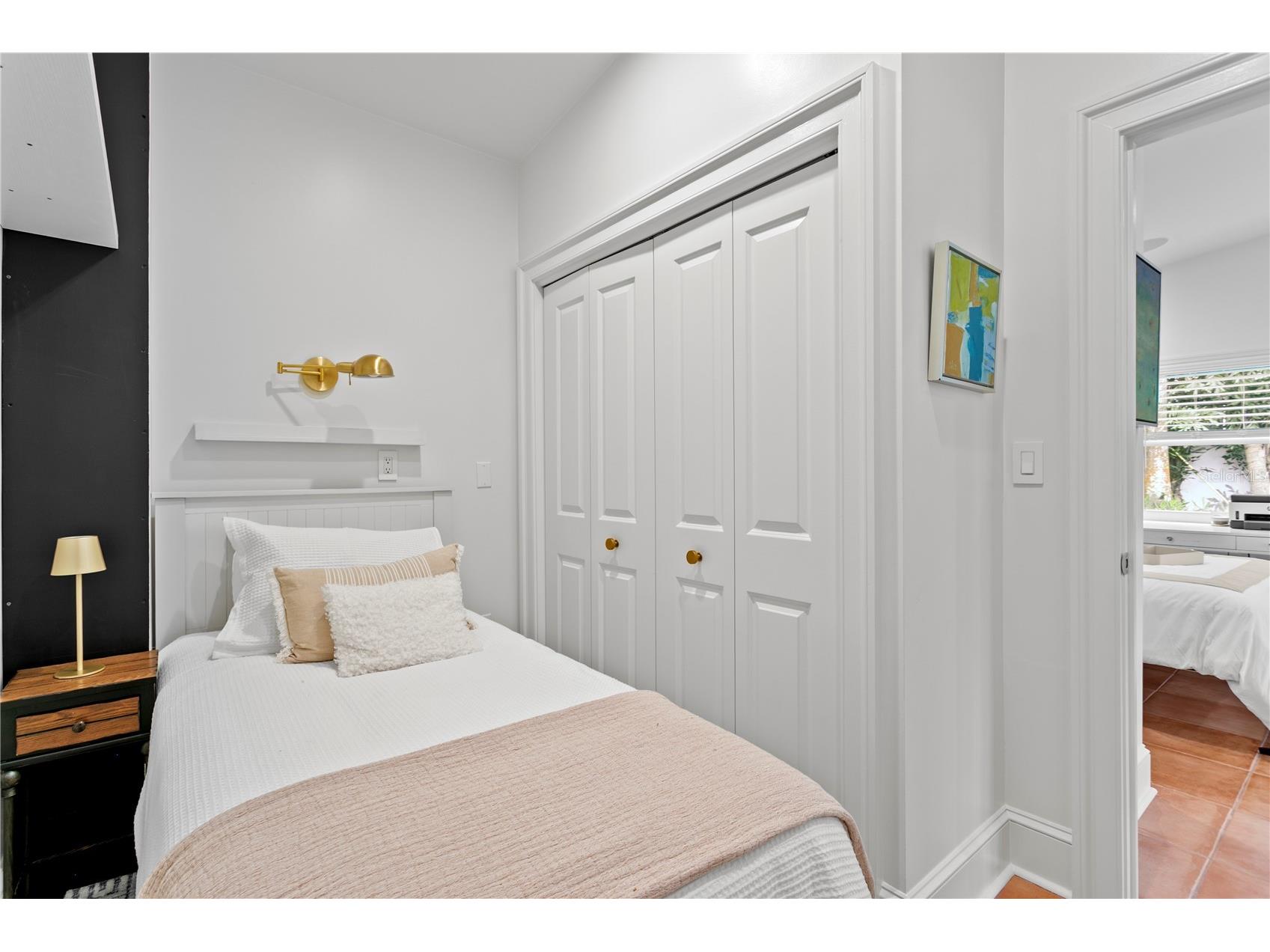 111 Estado Way NE Saint Petersburg FL 33704 TB8490181 image38