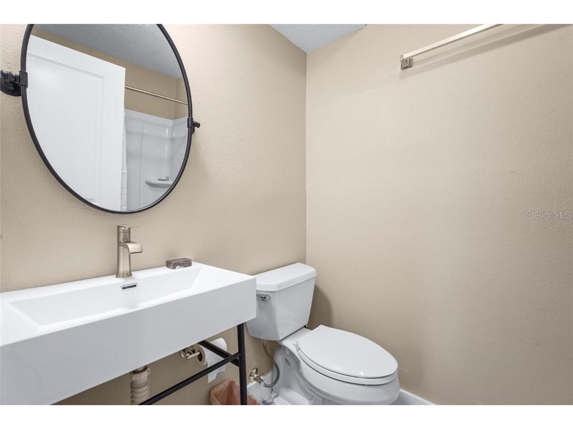 111 Faubel Street Sarasota FL 34242 - BAYOU LOUISE A4669276 image41