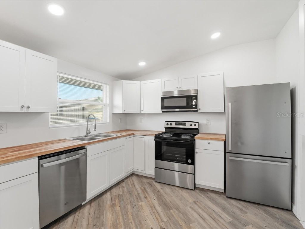 111 Francis Drive NE Port Charlotte FL 33952 C7518864 image12