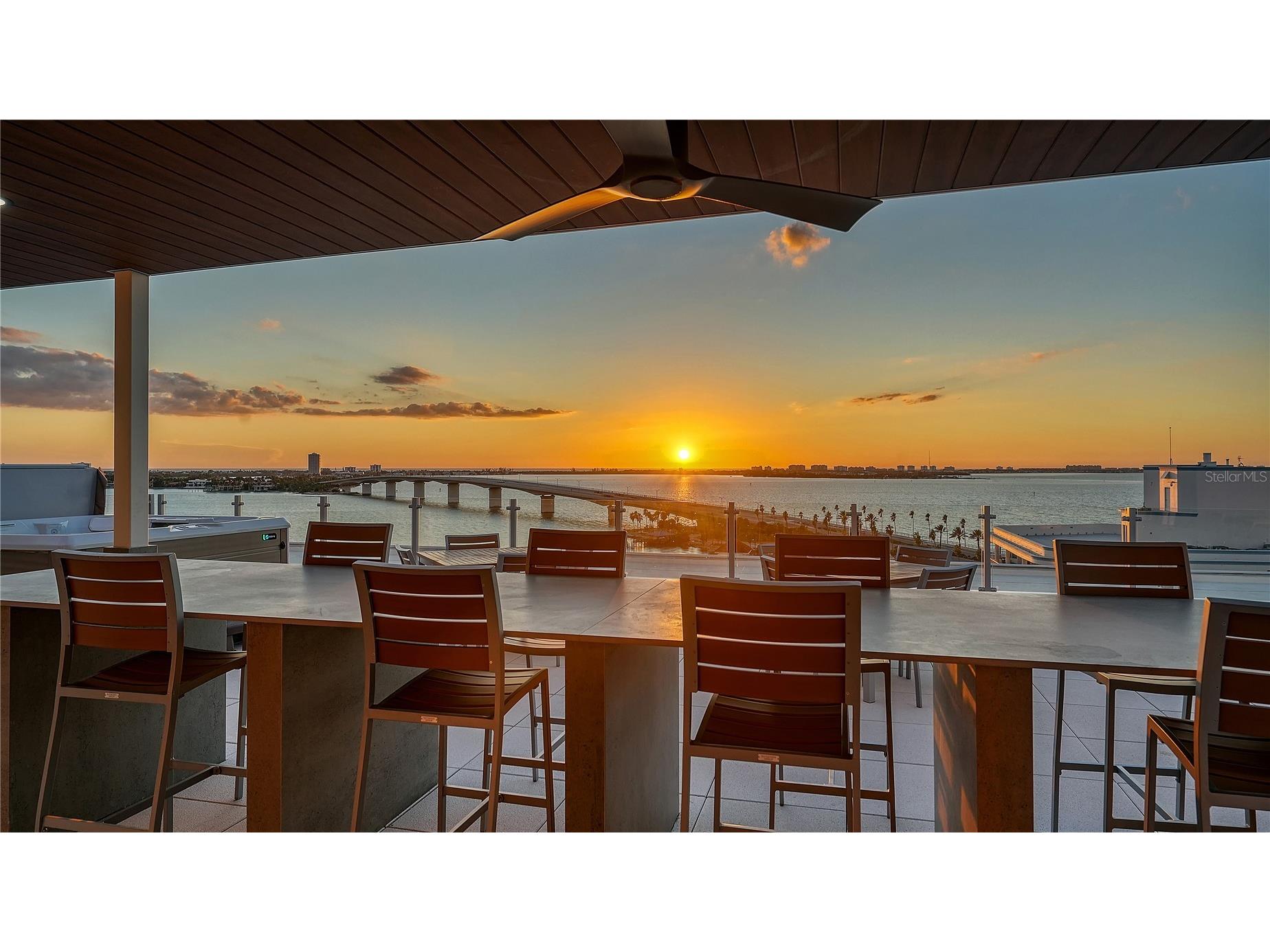 111 Golden Gate #602 Sarasota FL 34236 A4674587 image57