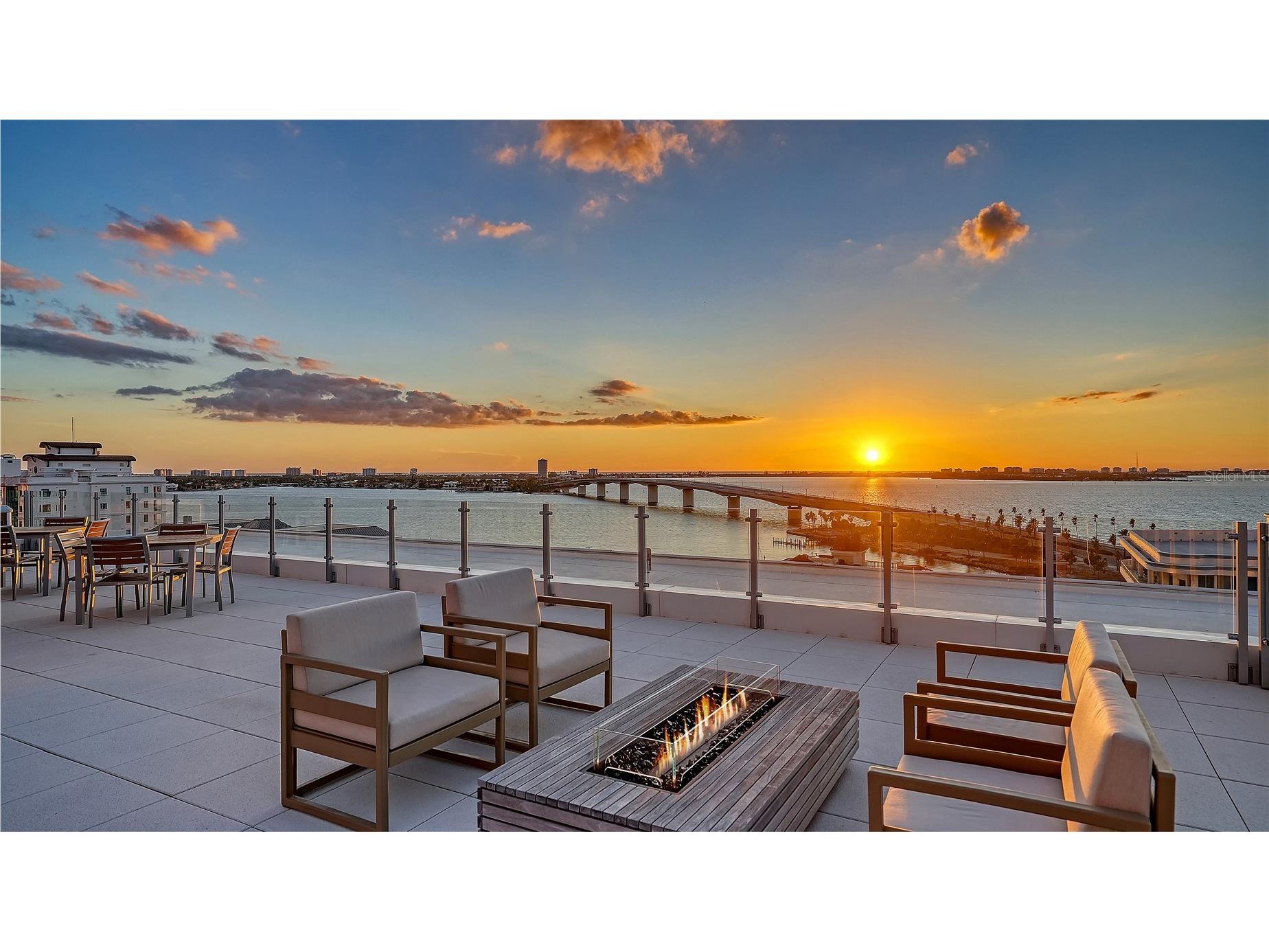 111 Golden Gate #602 Sarasota FL 34236 A4674587 image58