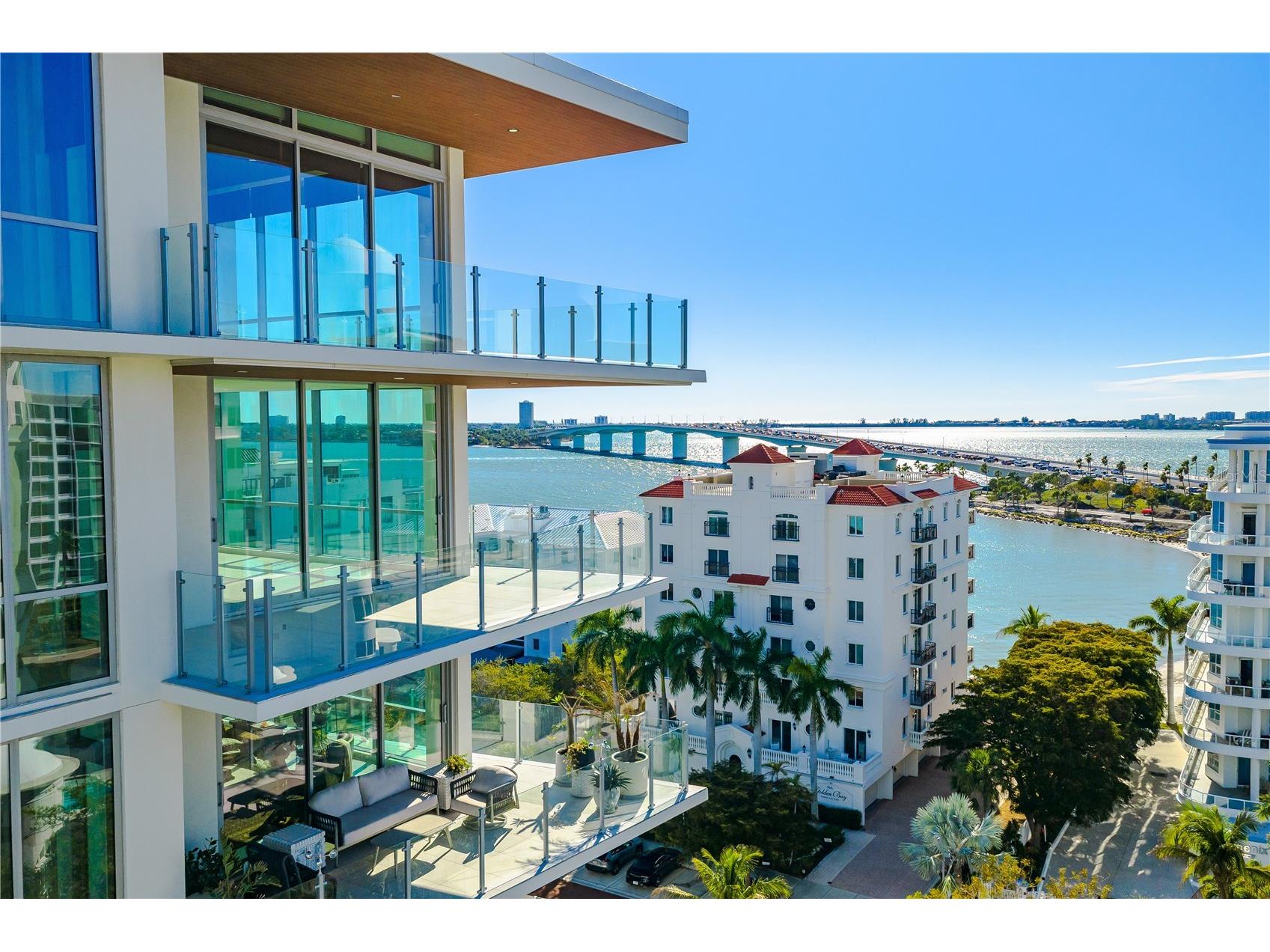 111 Golden Gate #701 Sarasota FL 34236 A4682068 image1