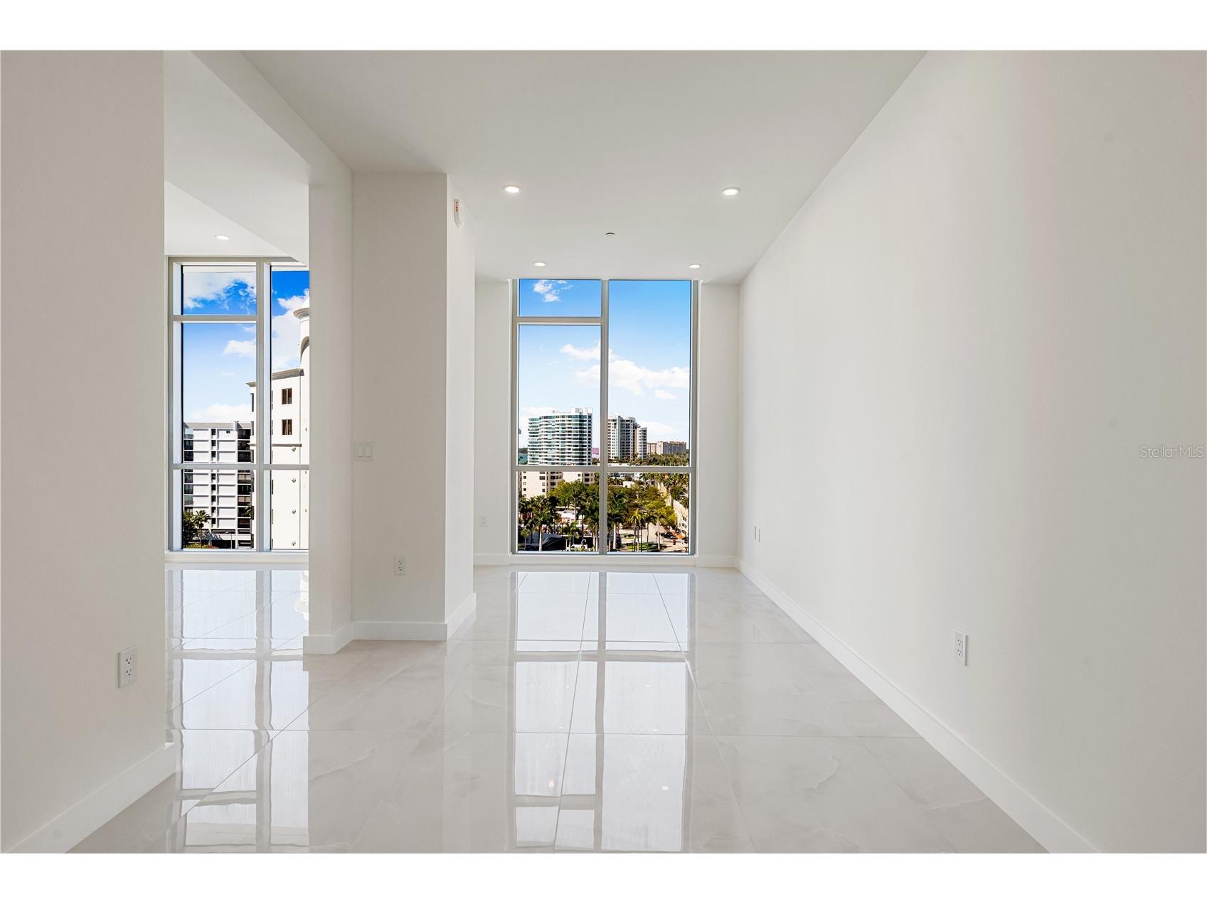 111 Golden Gate #701 Sarasota FL 34236 A4682068 image30
