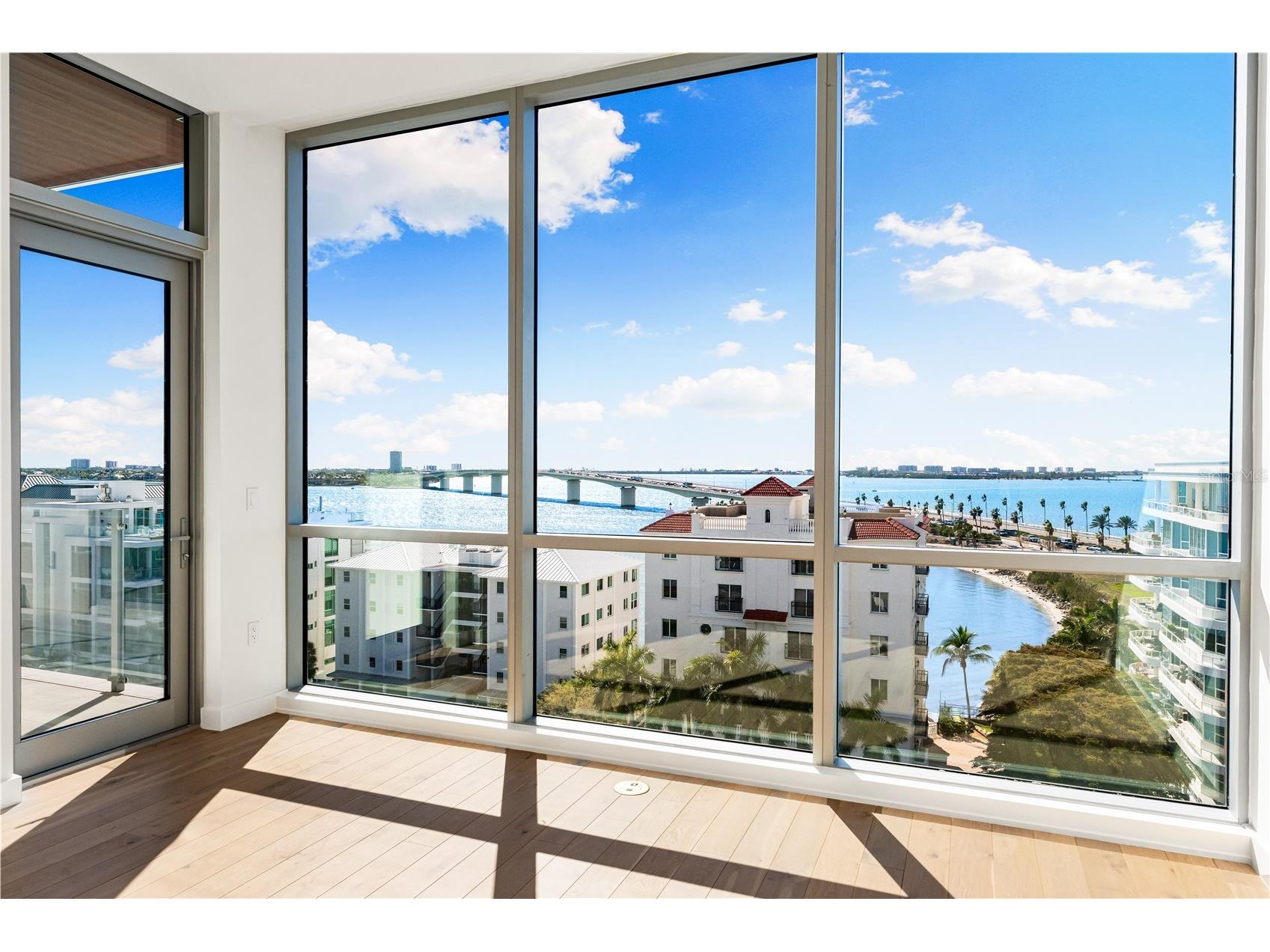 111 Golden Gate #701 Sarasota FL 34236 A4682068 image36