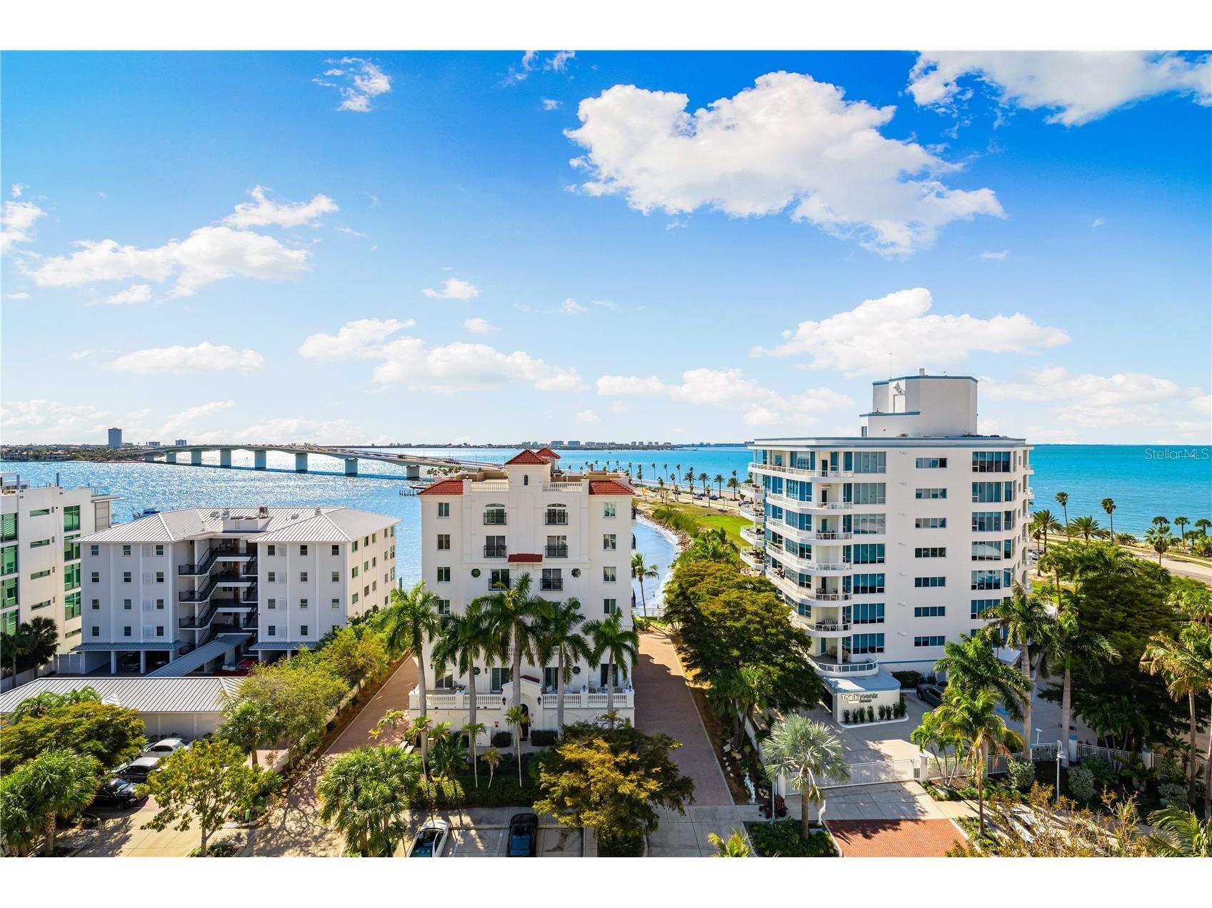 111 Golden Gate #701 Sarasota FL 34236 A4682068 image44