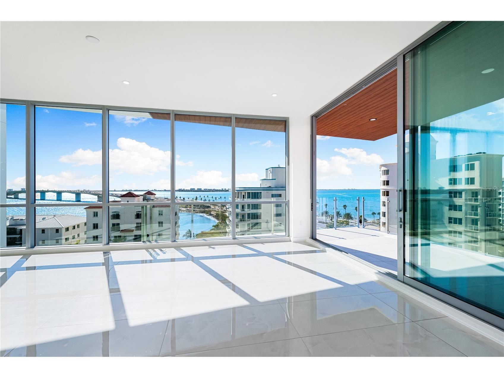 111 Golden Gate #701 Sarasota FL 34236 A4682068 image57