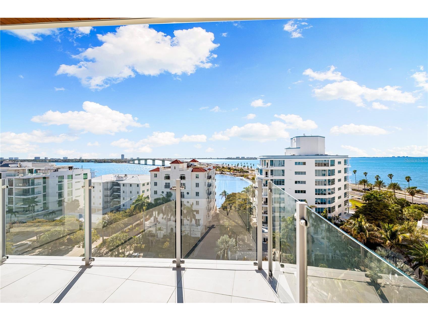 111 Golden Gate #701 Sarasota FL 34236 A4682068 image60