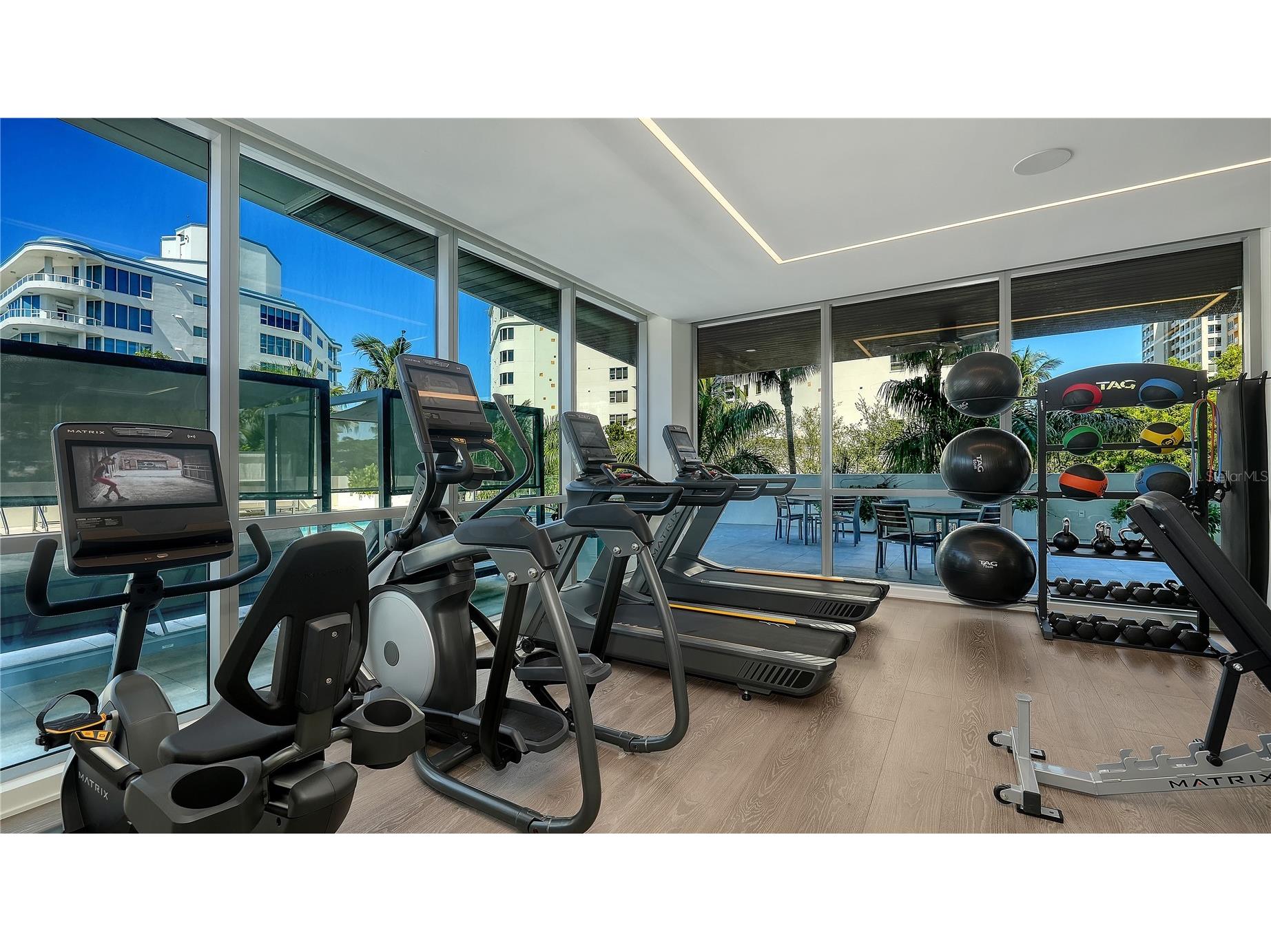 111 Golden Gate #701 Sarasota FL 34236 A4682068 image66