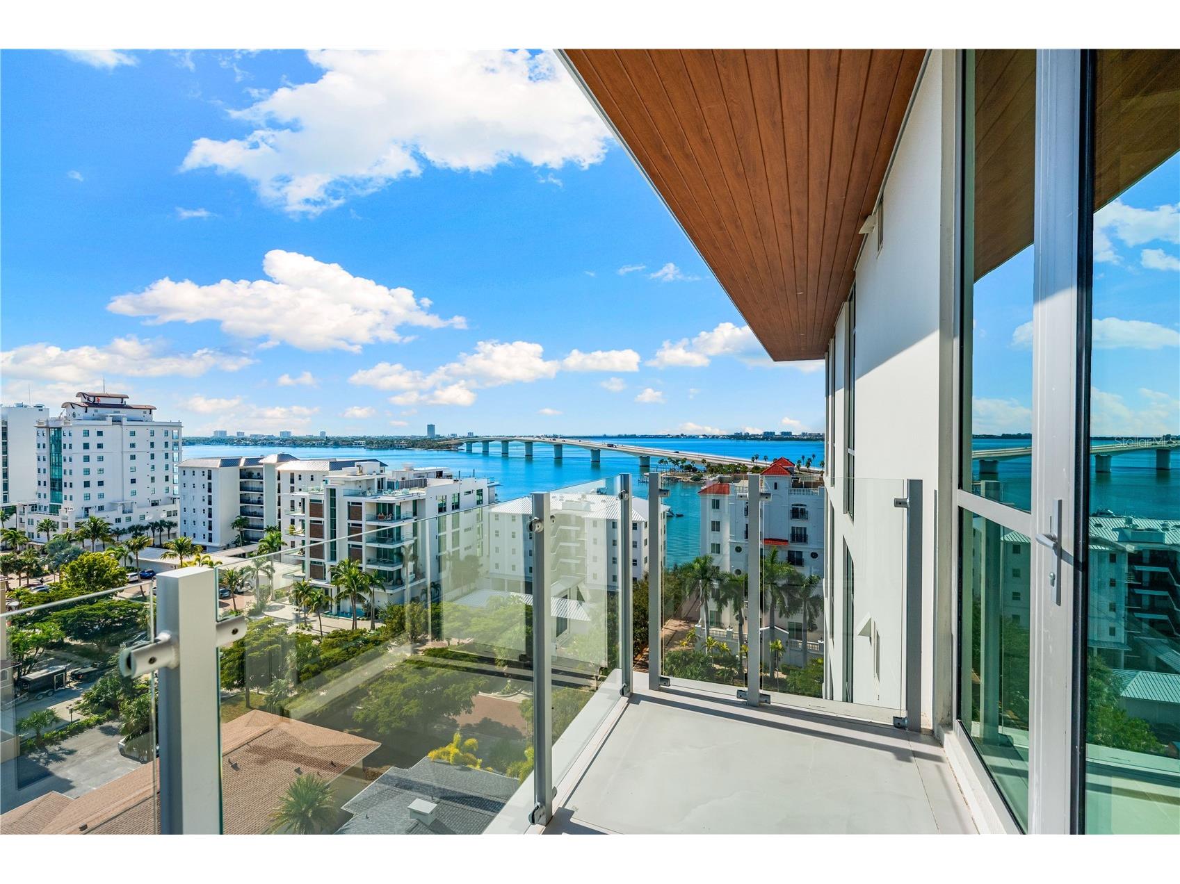 111 Golden Gate #801PH Sarasota FL 34236 A4685716 image39