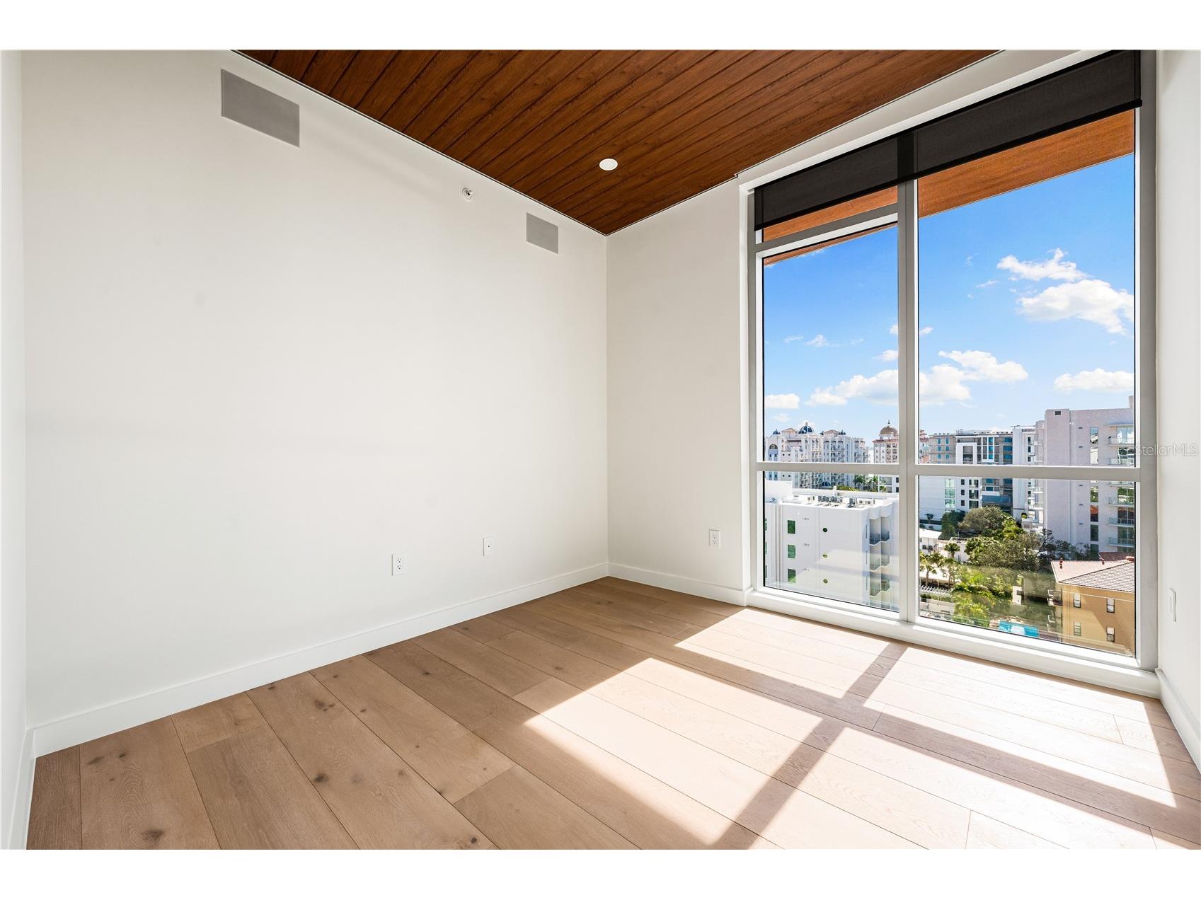 111 Golden Gate #801PH Sarasota FL 34236 A4685716 image41