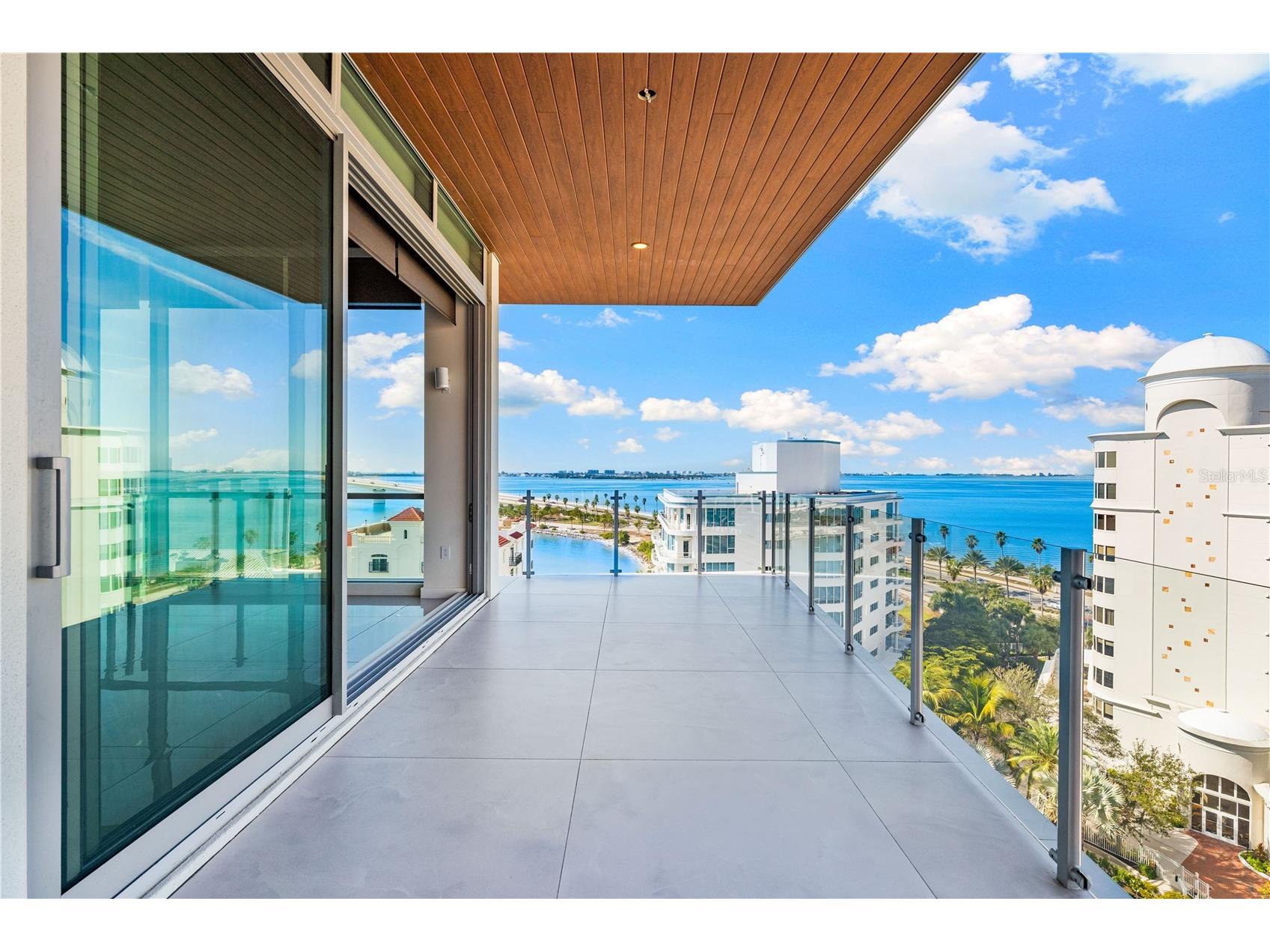 111 Golden Gate #801PH Sarasota FL 34236 A4685716 image45