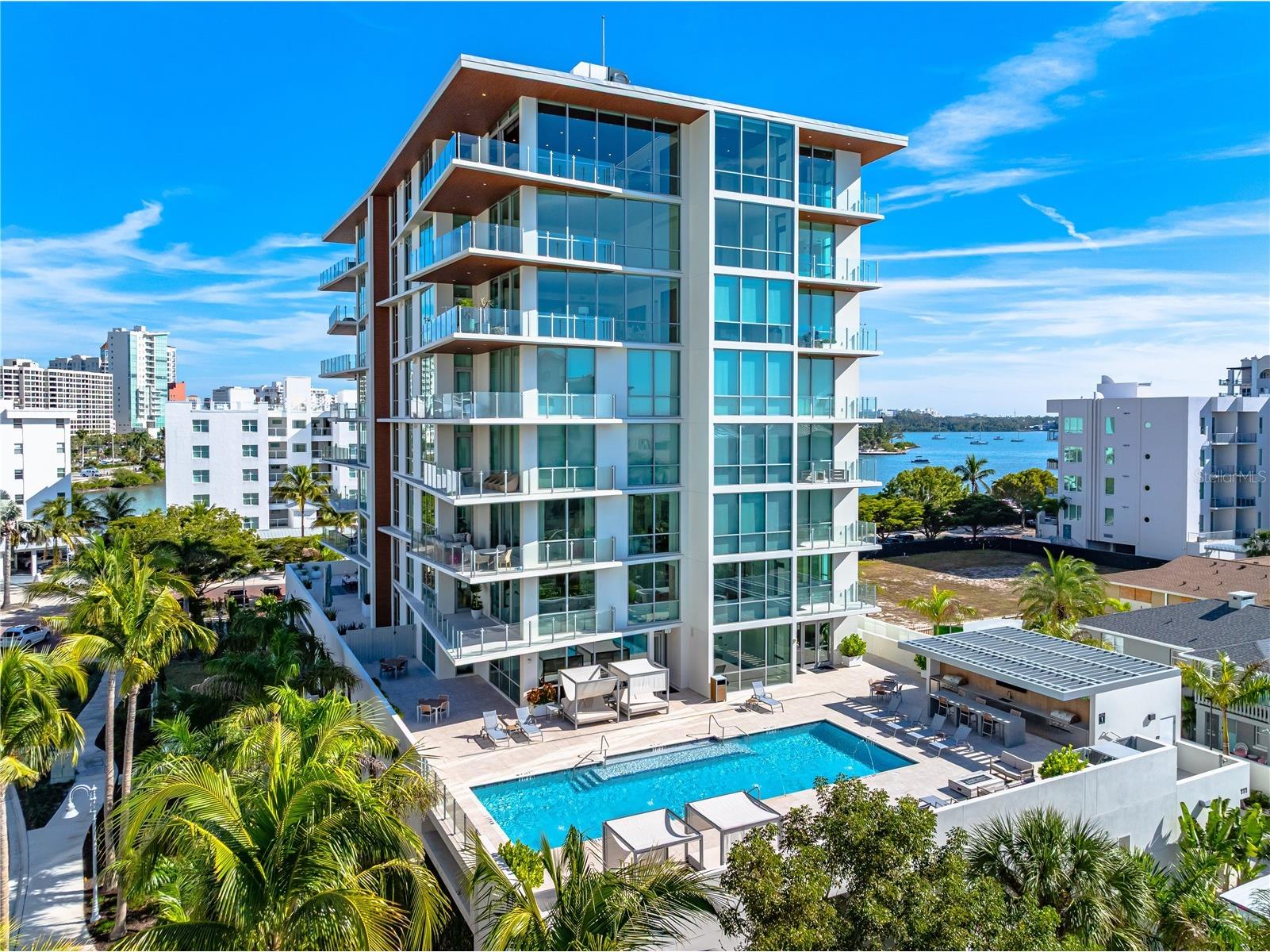 111 Golden Gate #801PH Sarasota FL 34236 A4685716 image48