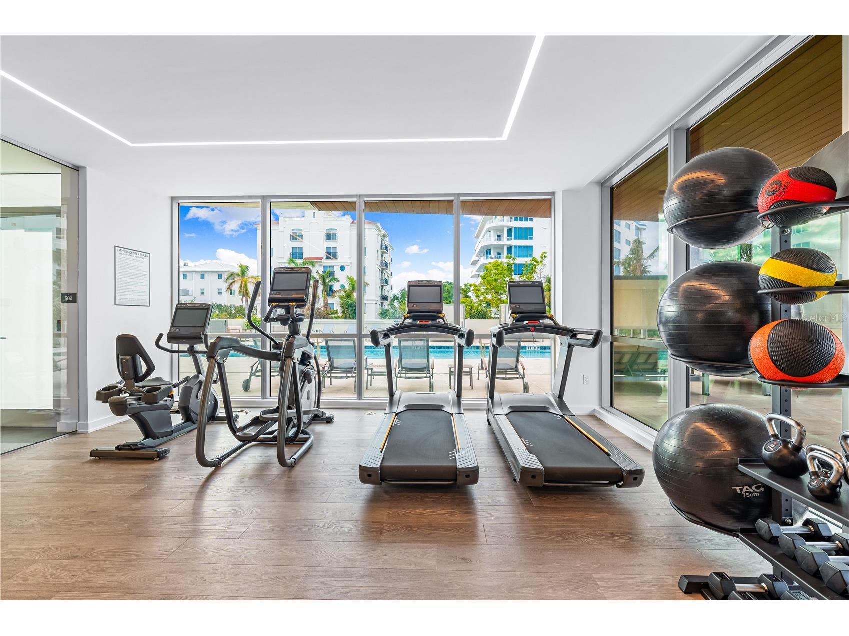 111 Golden Gate #801PH Sarasota FL 34236 A4685716 image50