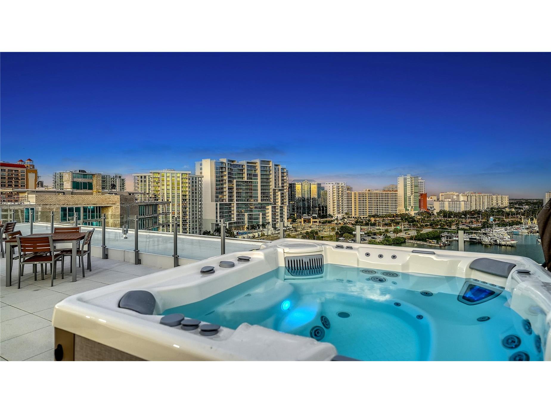 111 Golden Gate #801PH Sarasota FL 34236 A4685716 image71