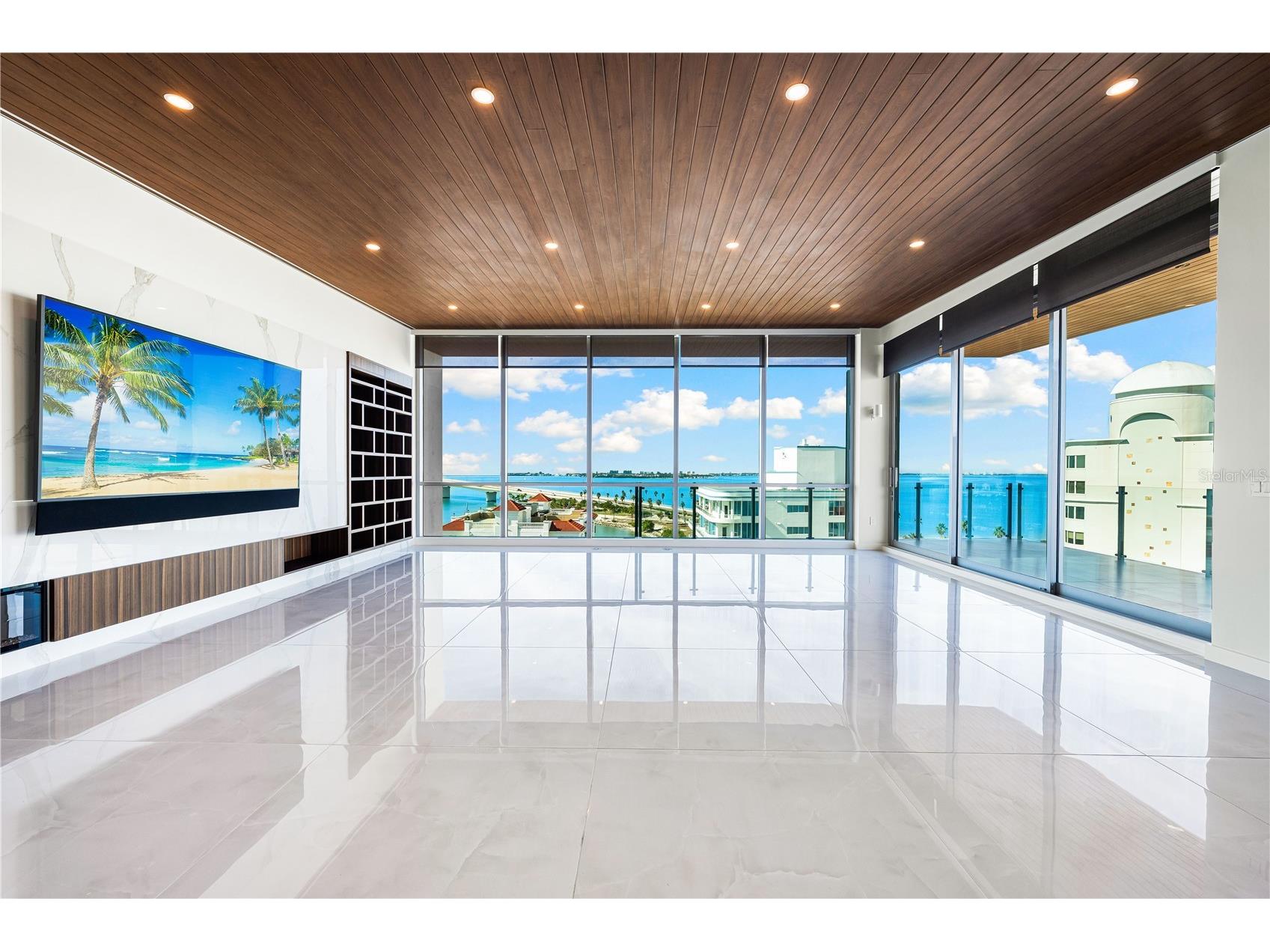111 Golden Gate #801PH Sarasota FL 34236 A4685716 image8