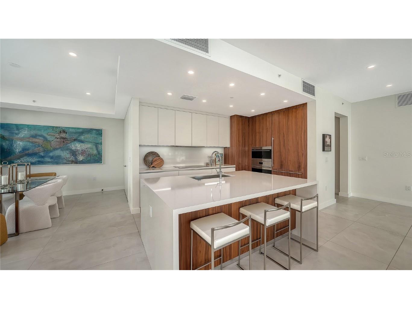 111 Golden Gate Point #201 Sarasota FL 34236 - LITTLE SARASOTA BAY A4621924 image11