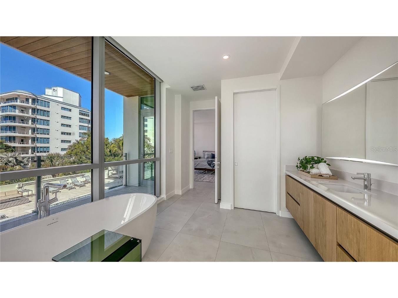 111 Golden Gate Point #201 Sarasota FL 34236 - LITTLE SARASOTA BAY A4621924 image25